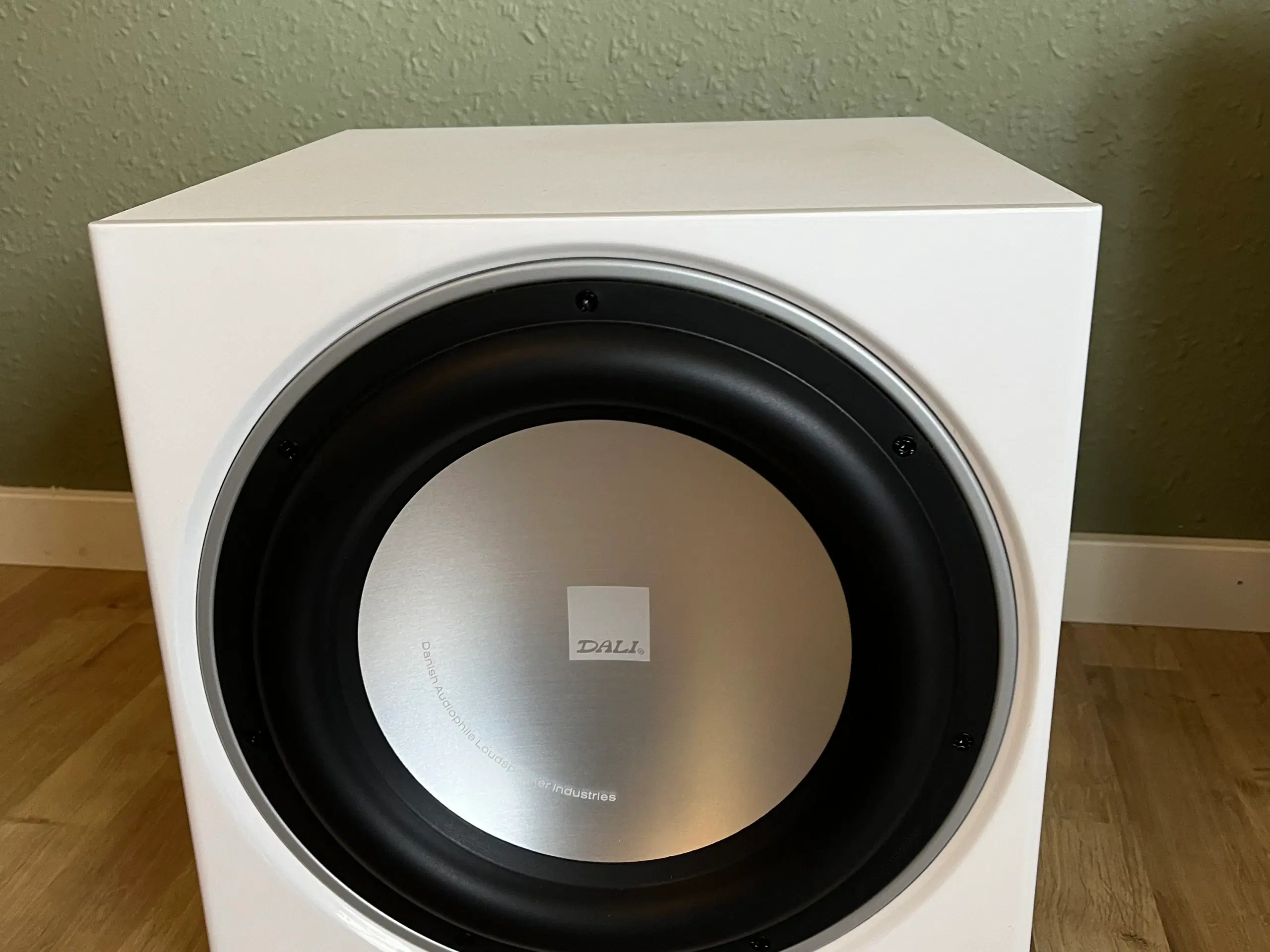 Dali E-12f Subwoofer