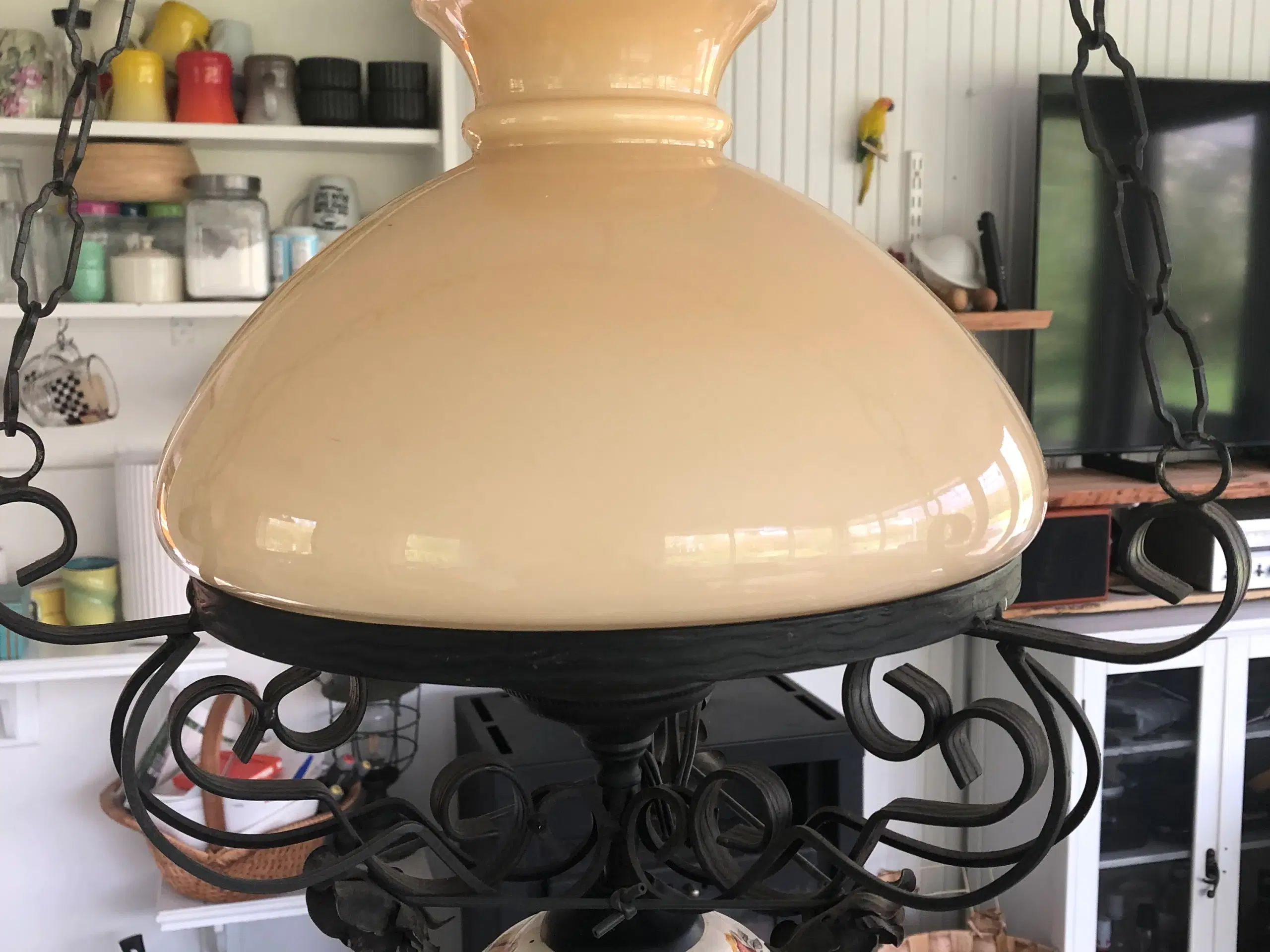 Petroleums lampe lavet om til el