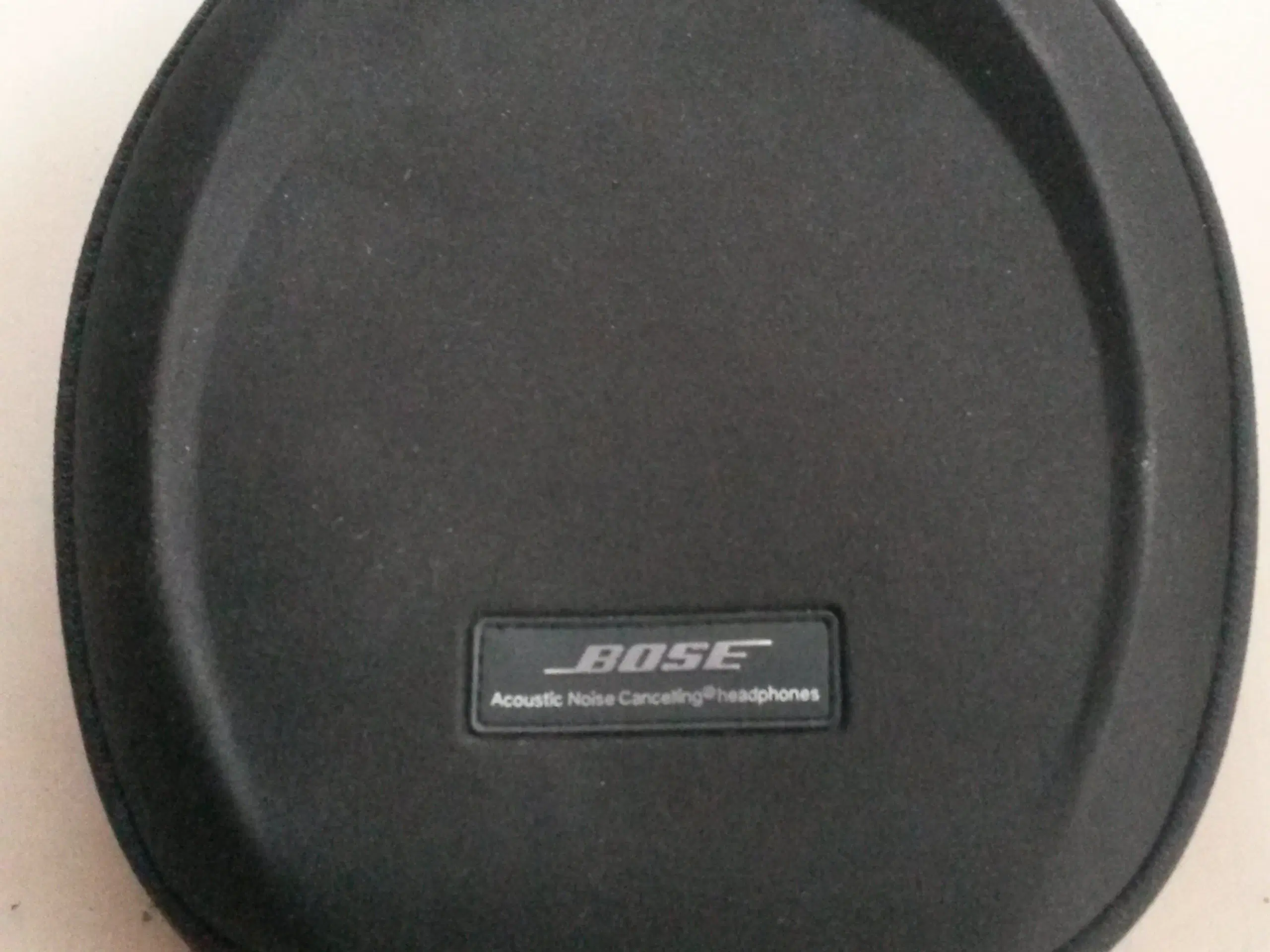 Bose QC15 hovedtelefon