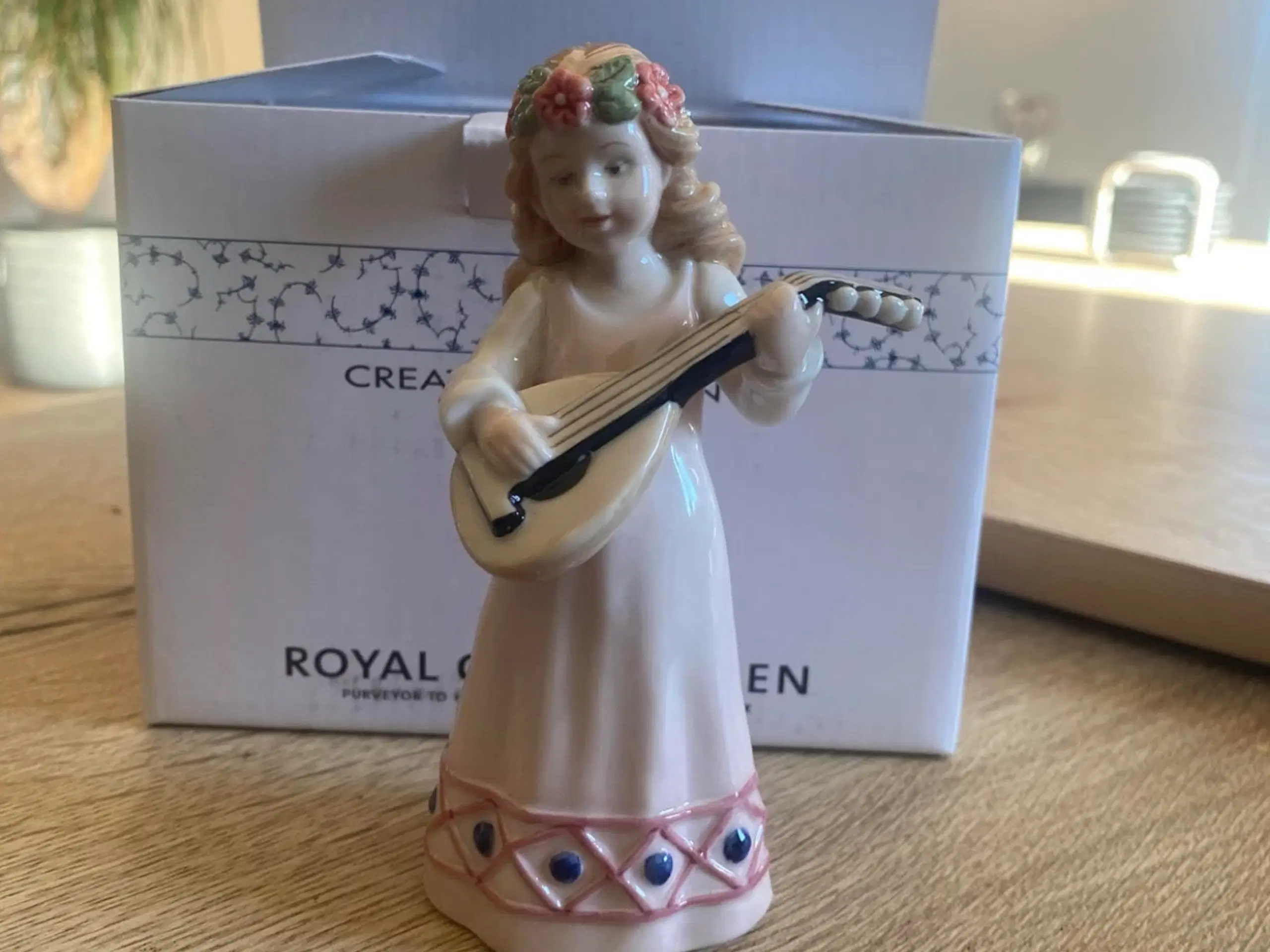 Royal copenhagen figure