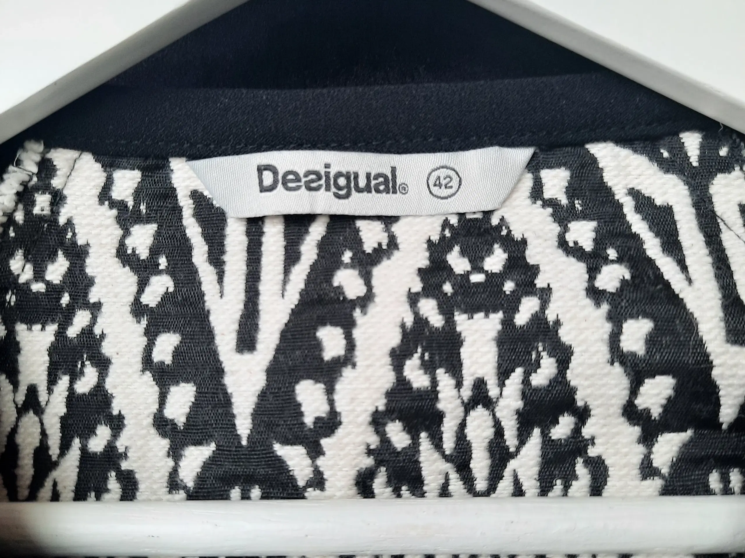 Som ny Desigual kjole str.XL