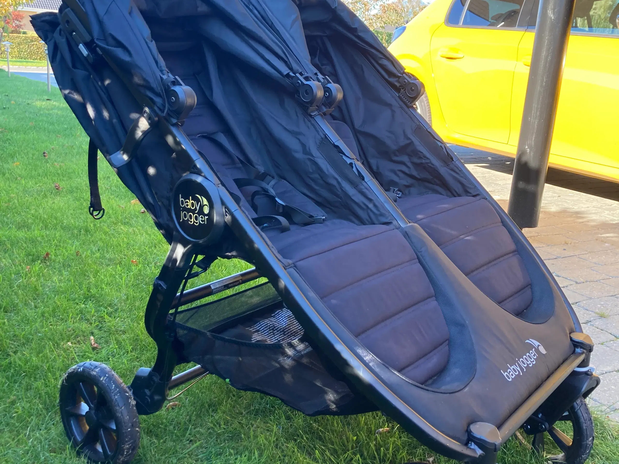 Baby Jogger City Mini GT 2 med barnevognsindsats