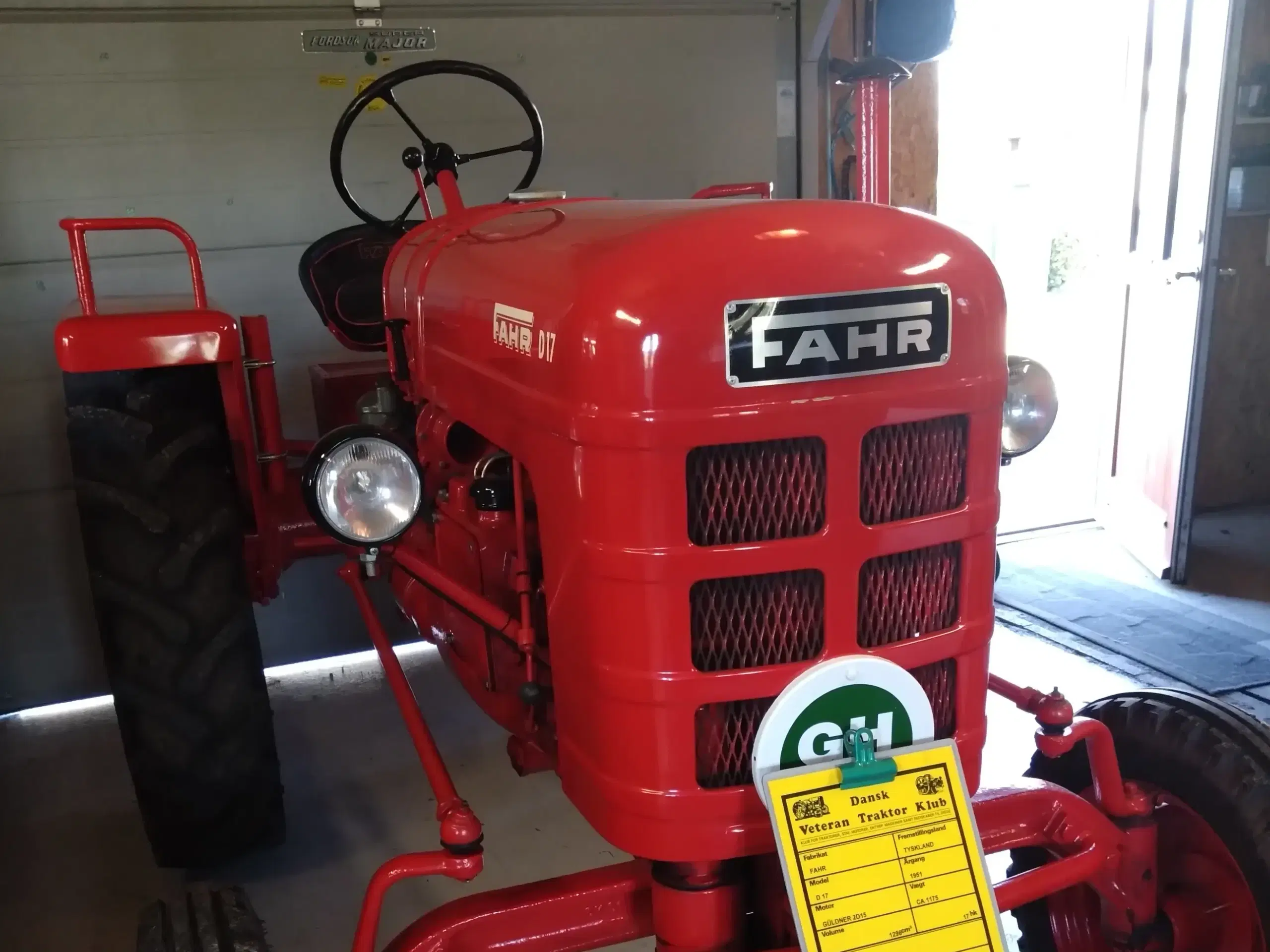 Fahr Traktor veteran årg 1951