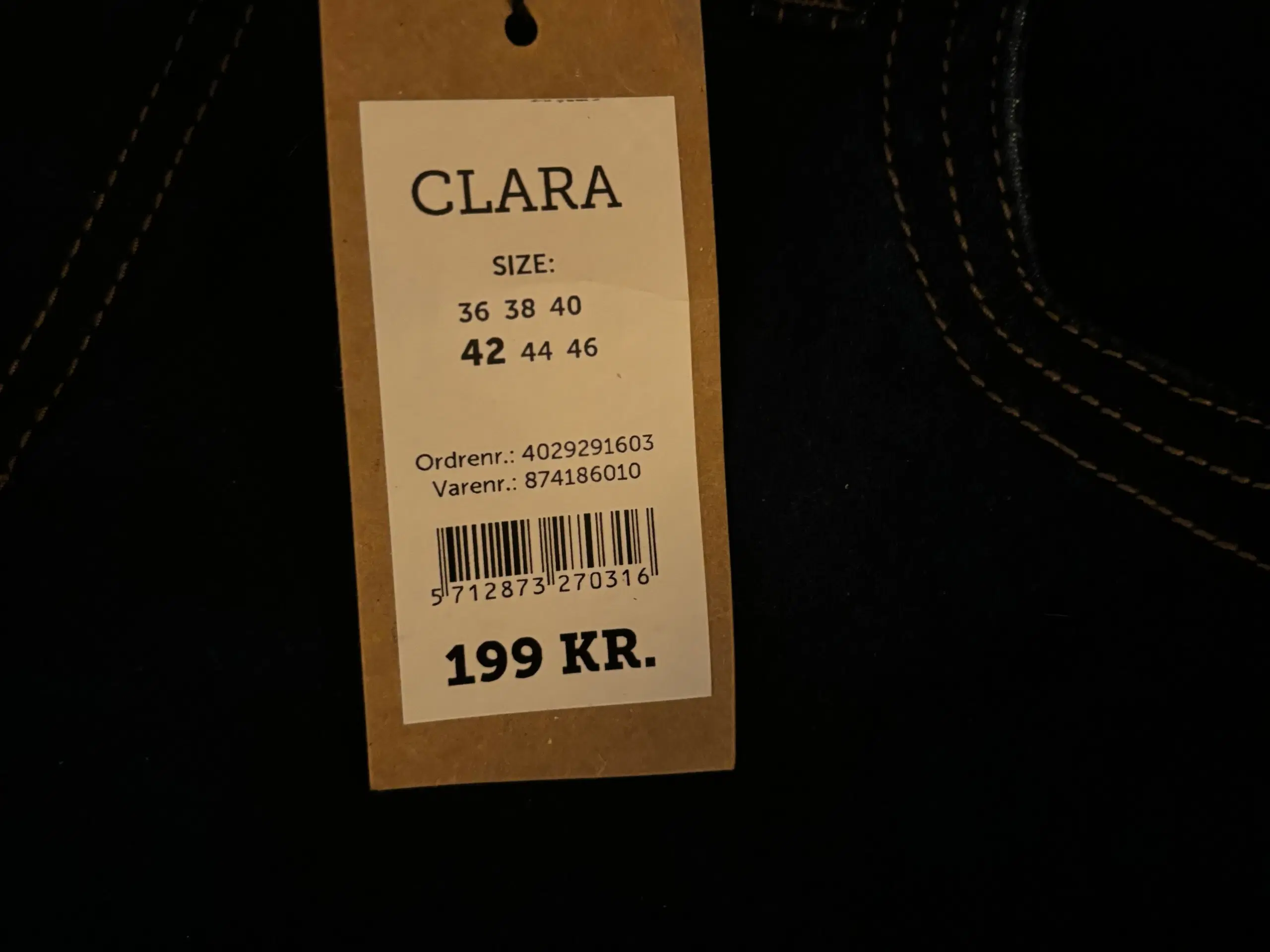 I Hvidovre nye jeans str 42 Mrk Clara