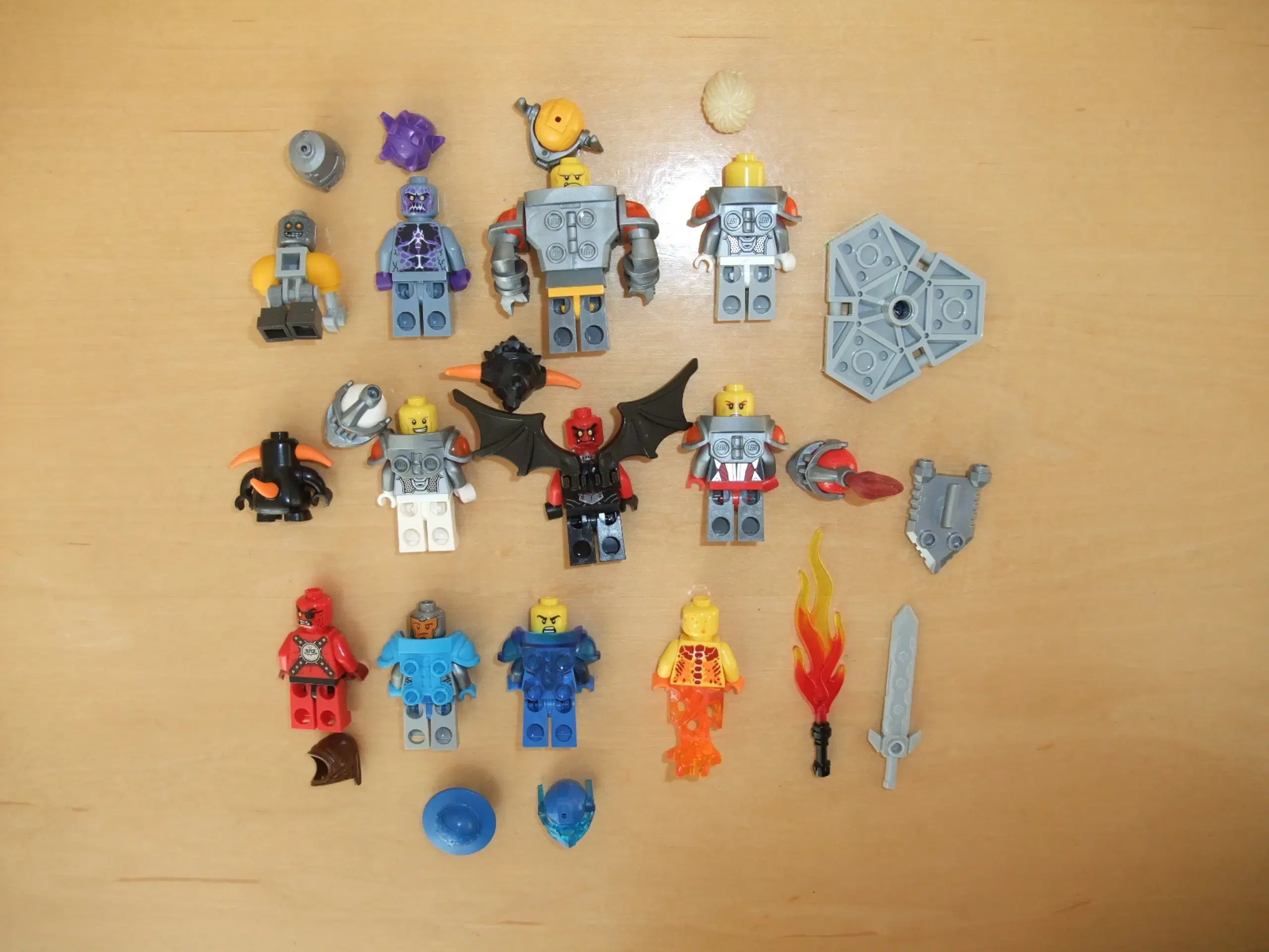 Lego Nexo Knights Figurer