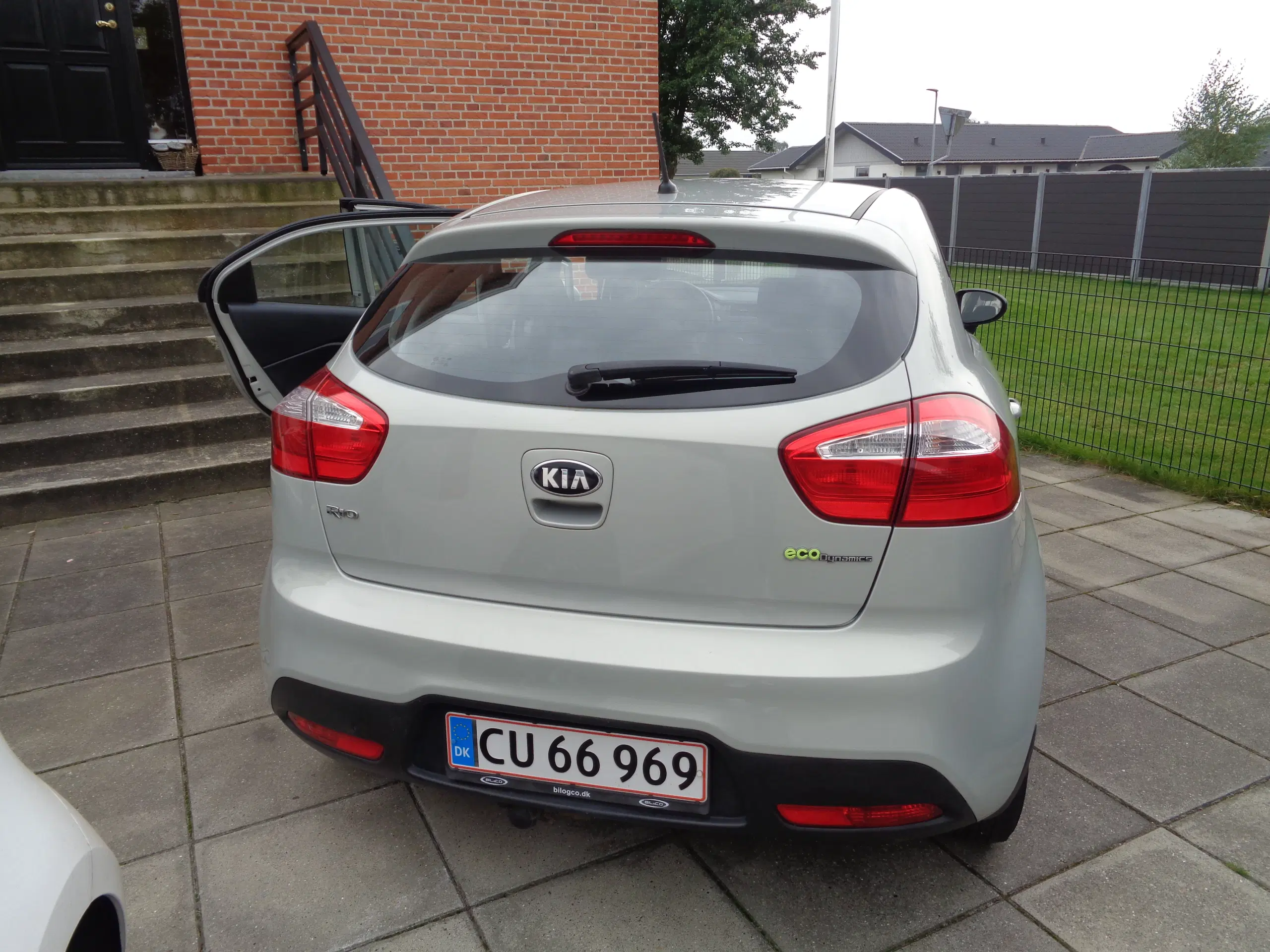 Kia Rio 1,2 benzin 5 dørs