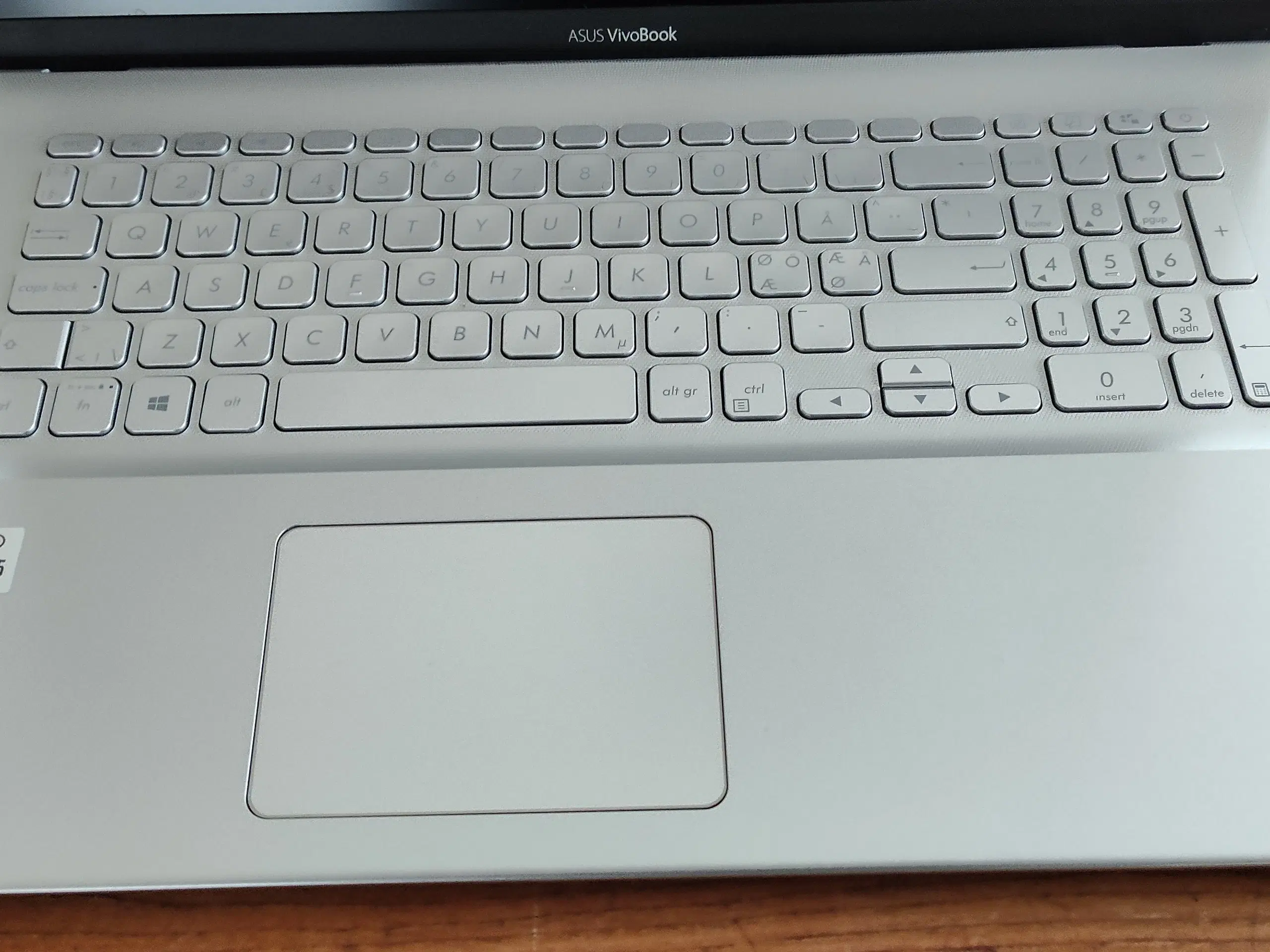 Asus Vivobook 17"