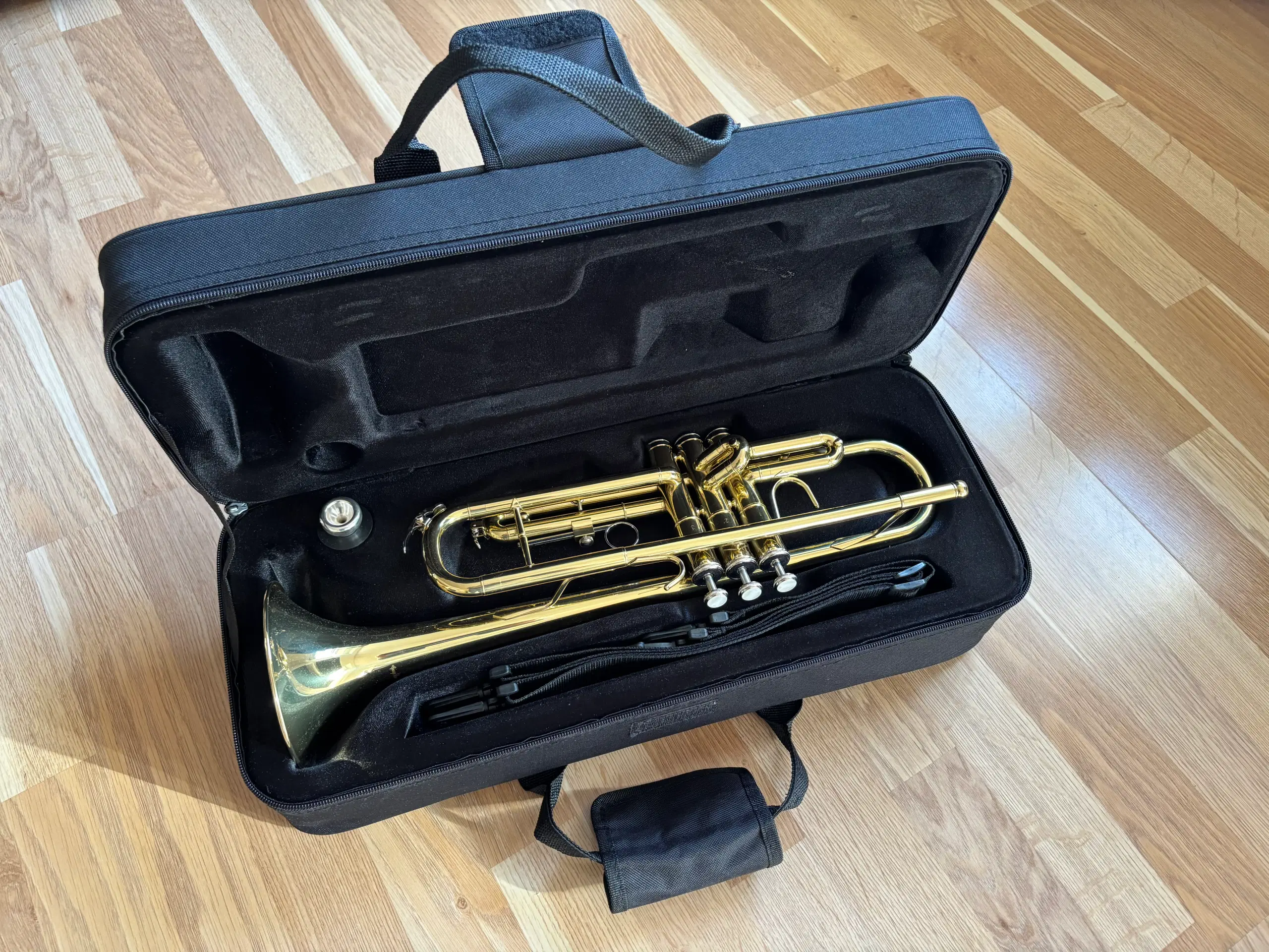 Trompet – George Hennesey JBTR-300L