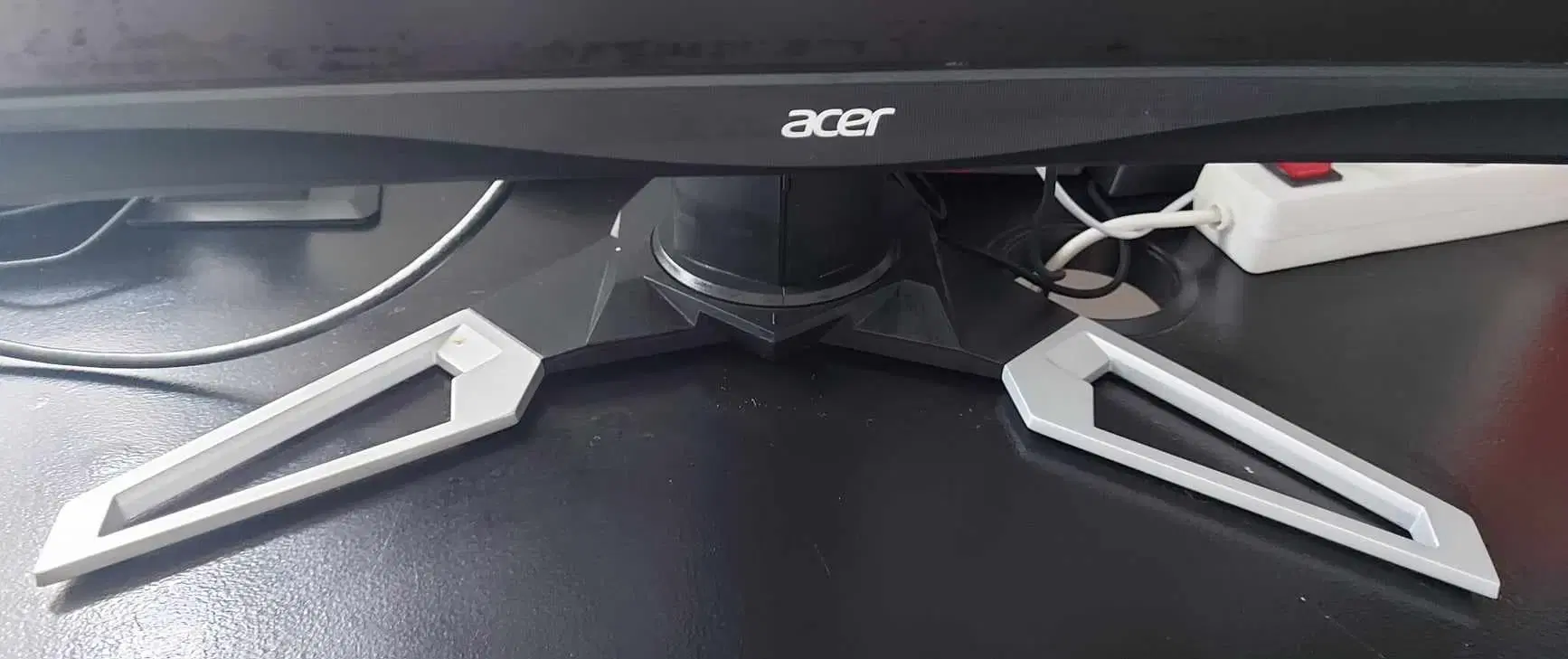 Acer monitor series xz271u