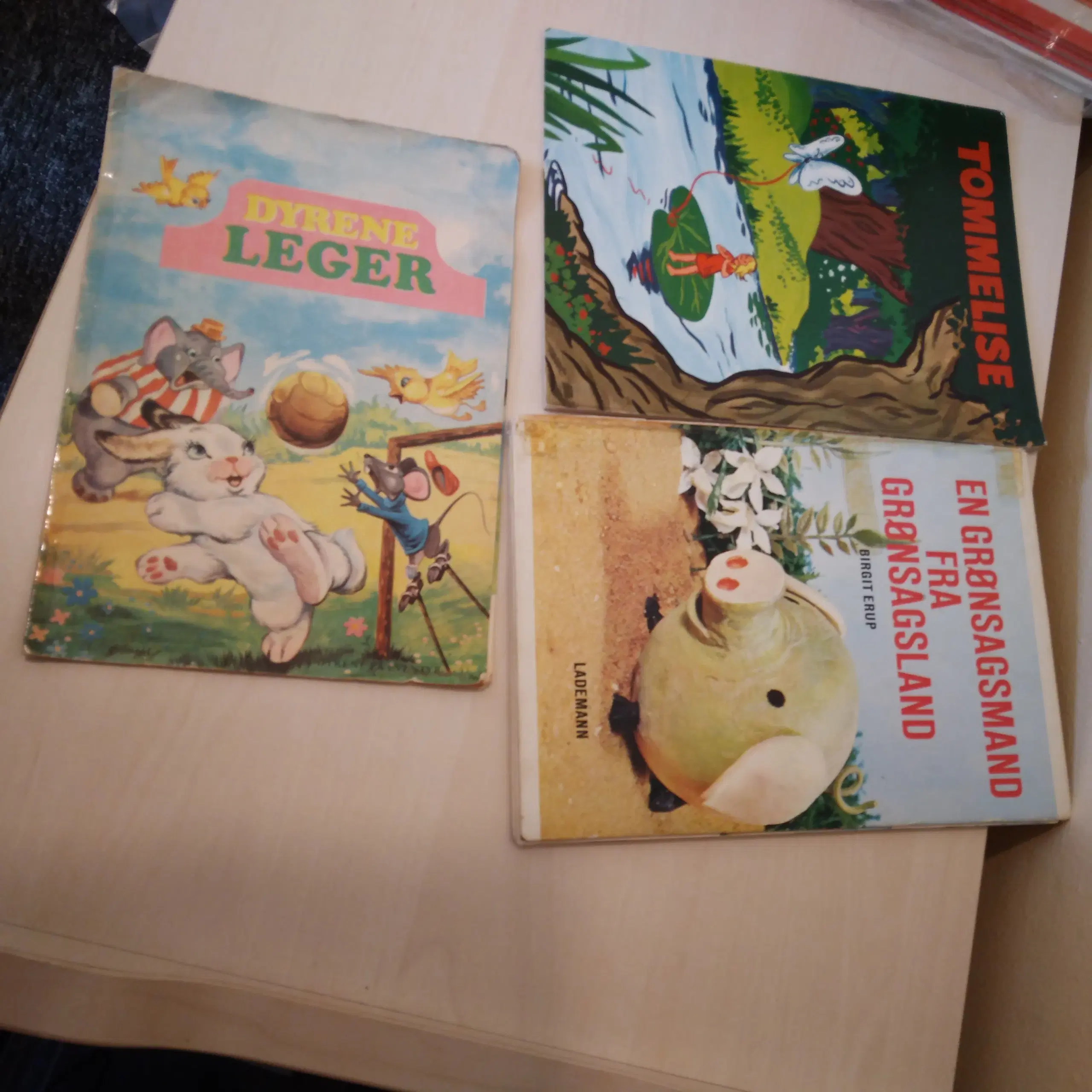 Børnelæsning - diverse hæfter og bøger