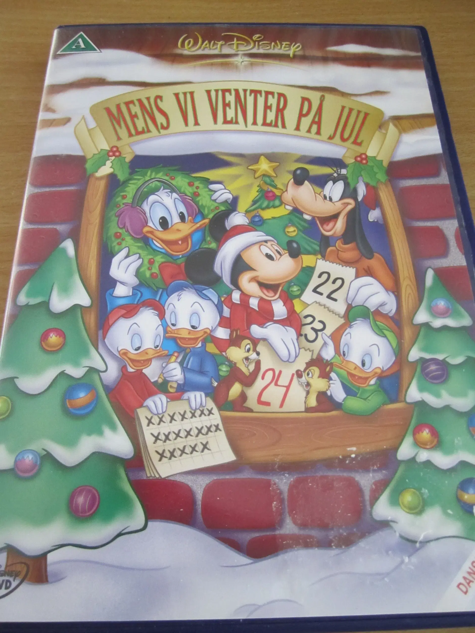 WALT DISNEY Mens vi venter på jul