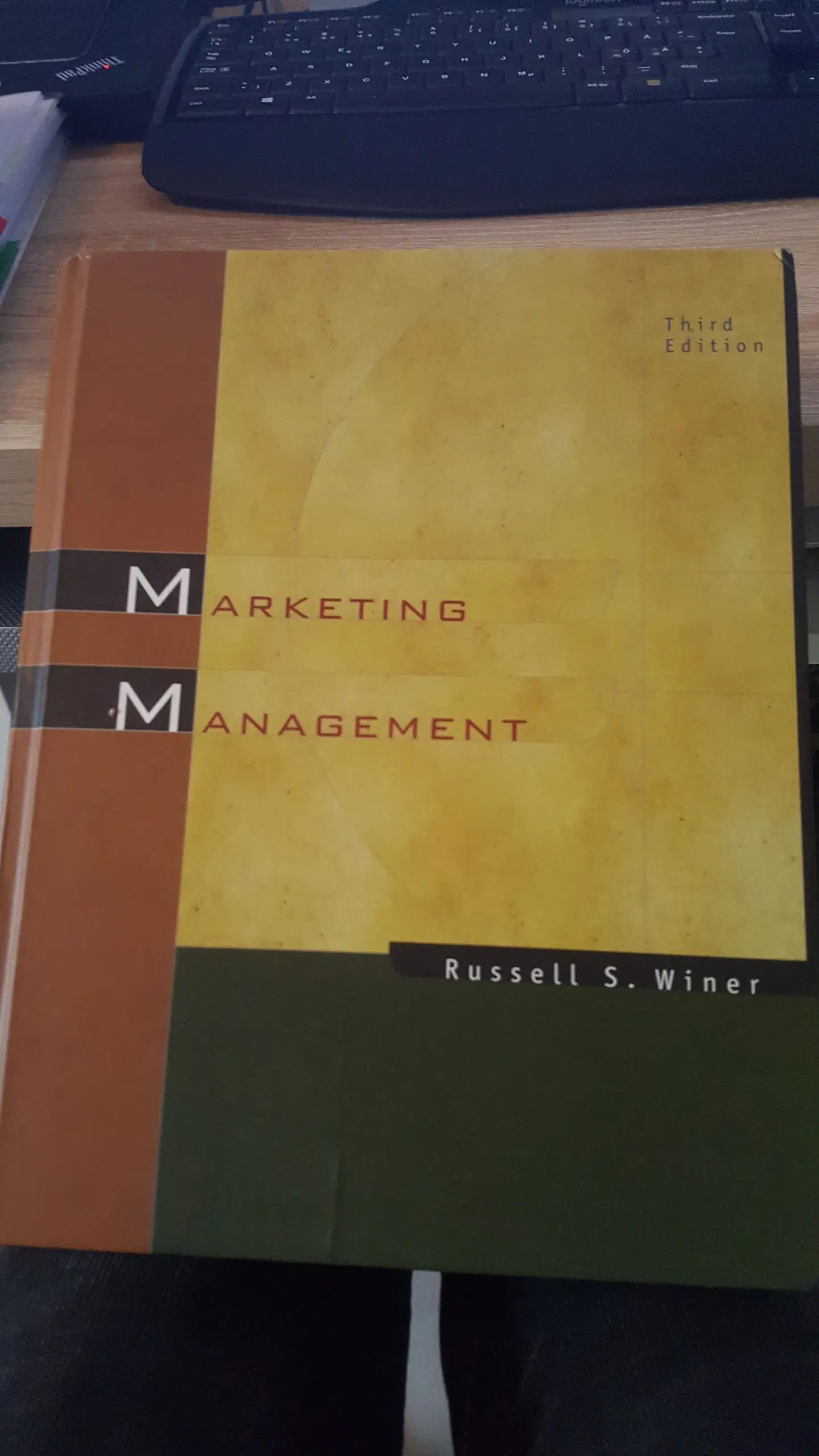 studiebog marketing / management