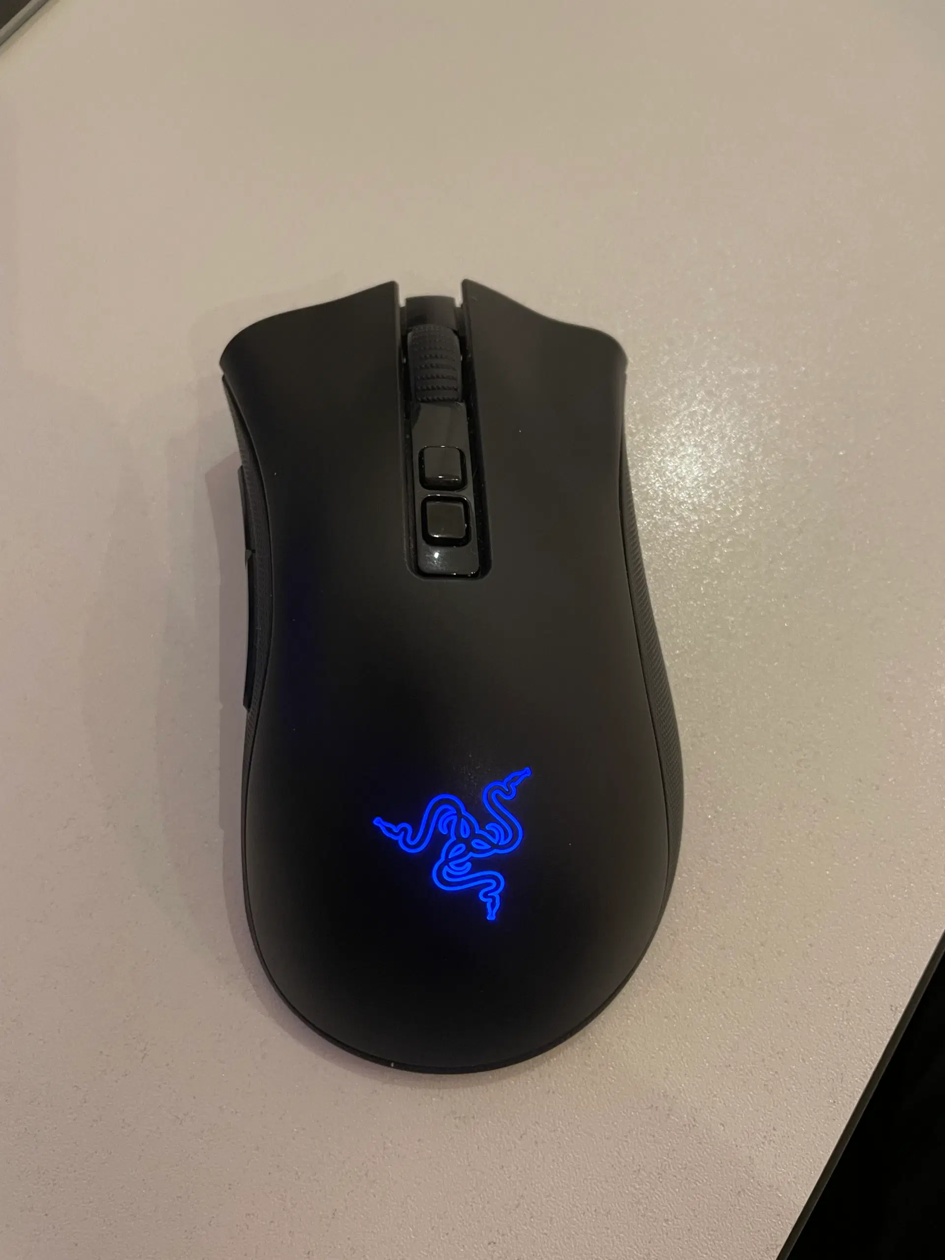 Razer Deathadder V2 PRO (trådløs) + Firefly V2