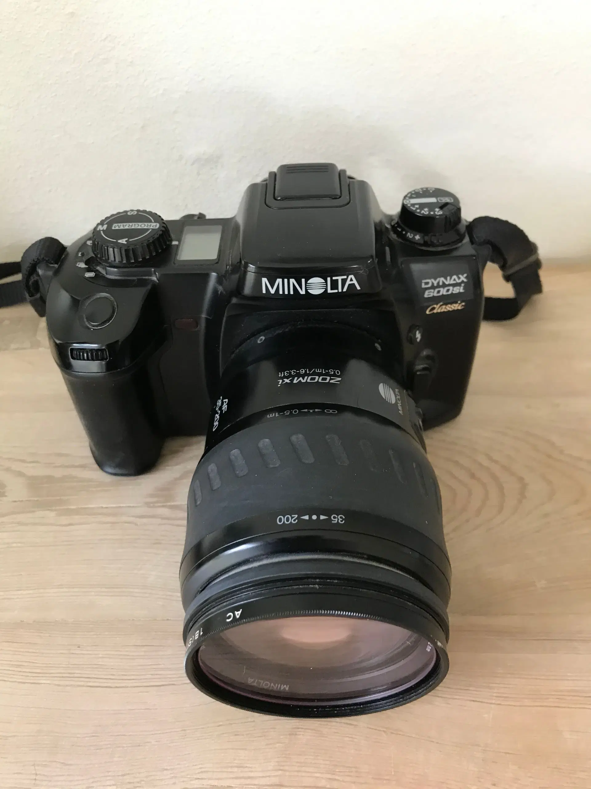 Minolta Dynax 600si classic med super Zoom