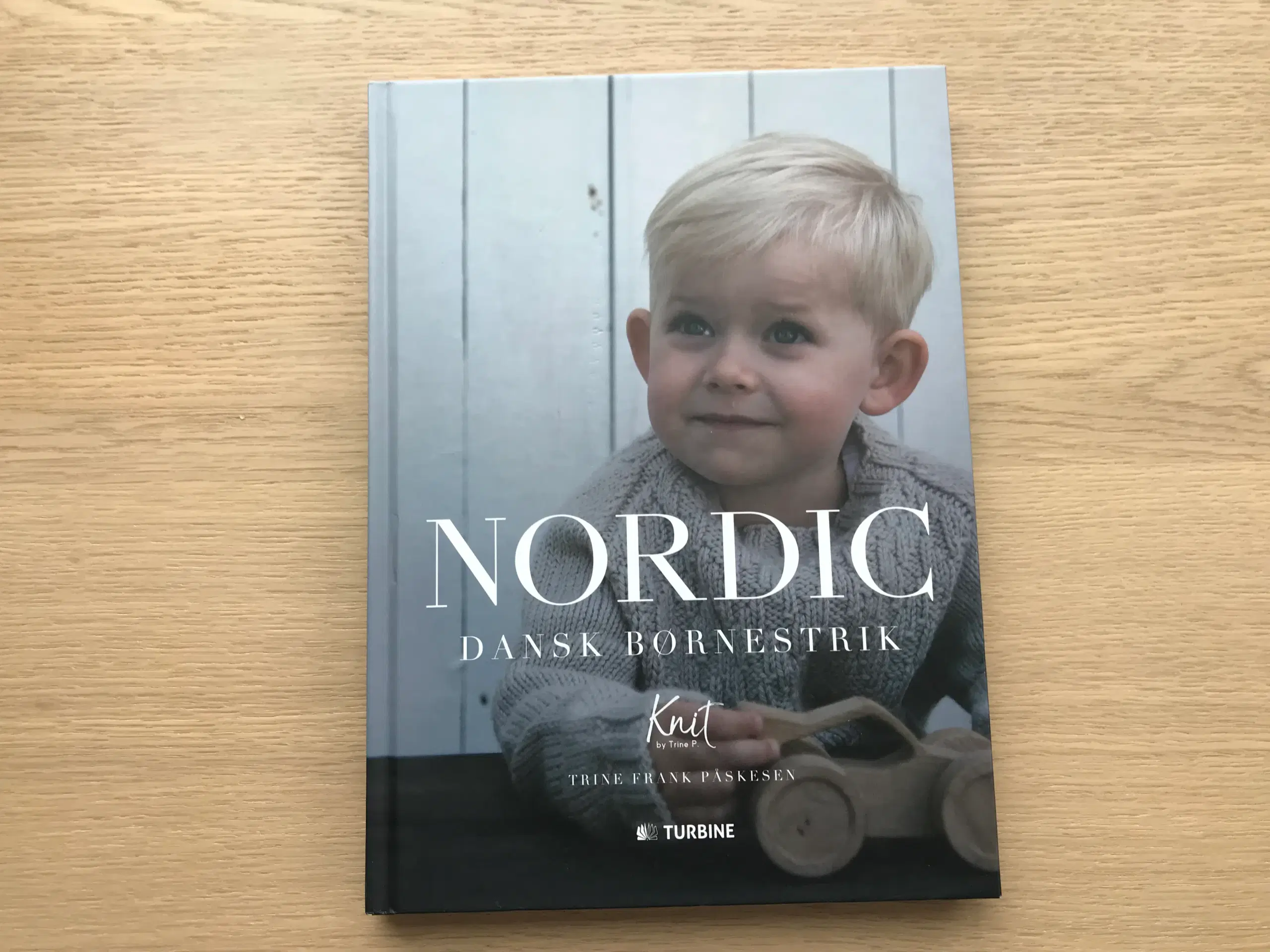 NORDIC  Dansk Børnestrik  af Trine F Påskesen