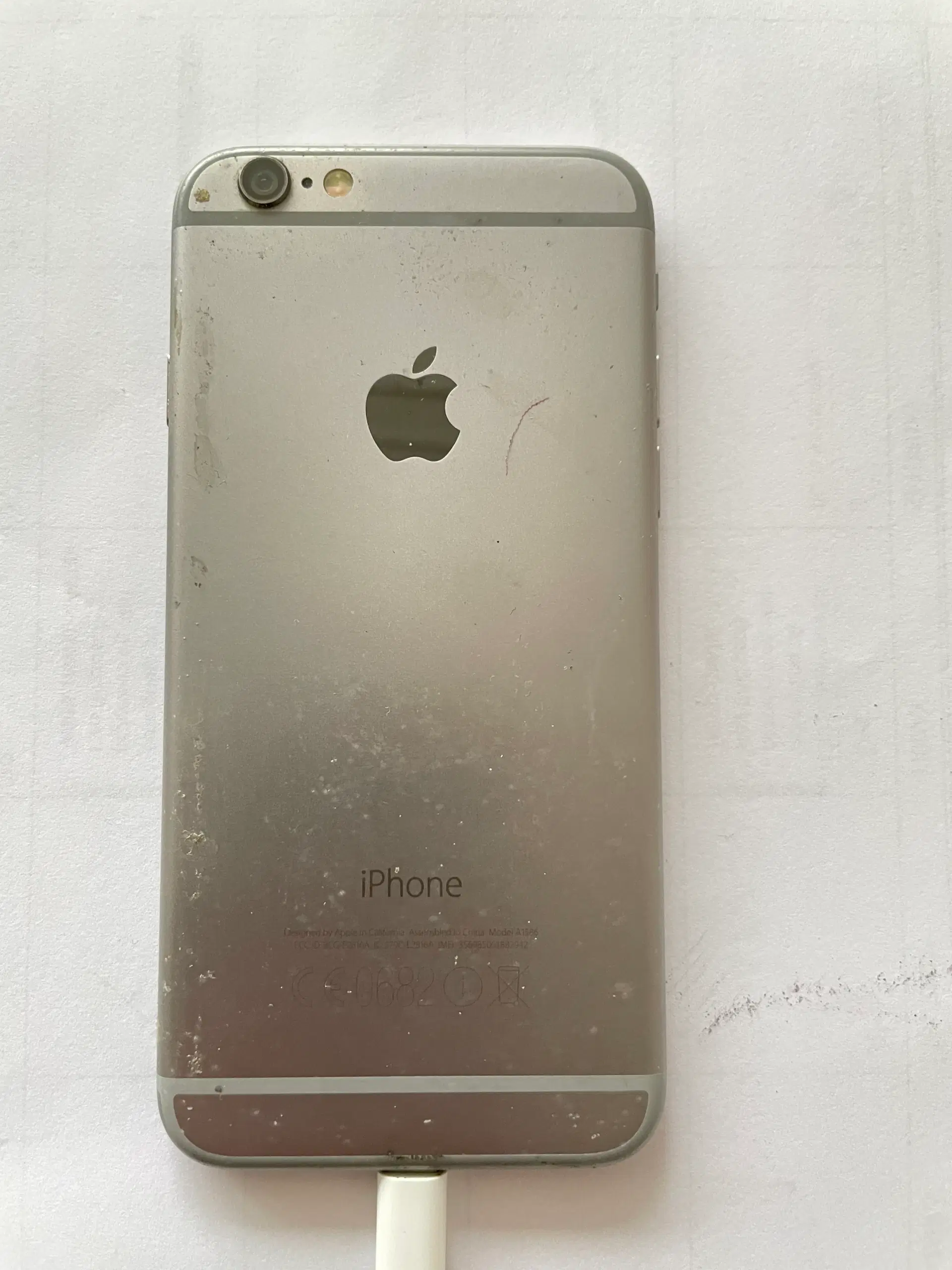 iPhone 6 med cover