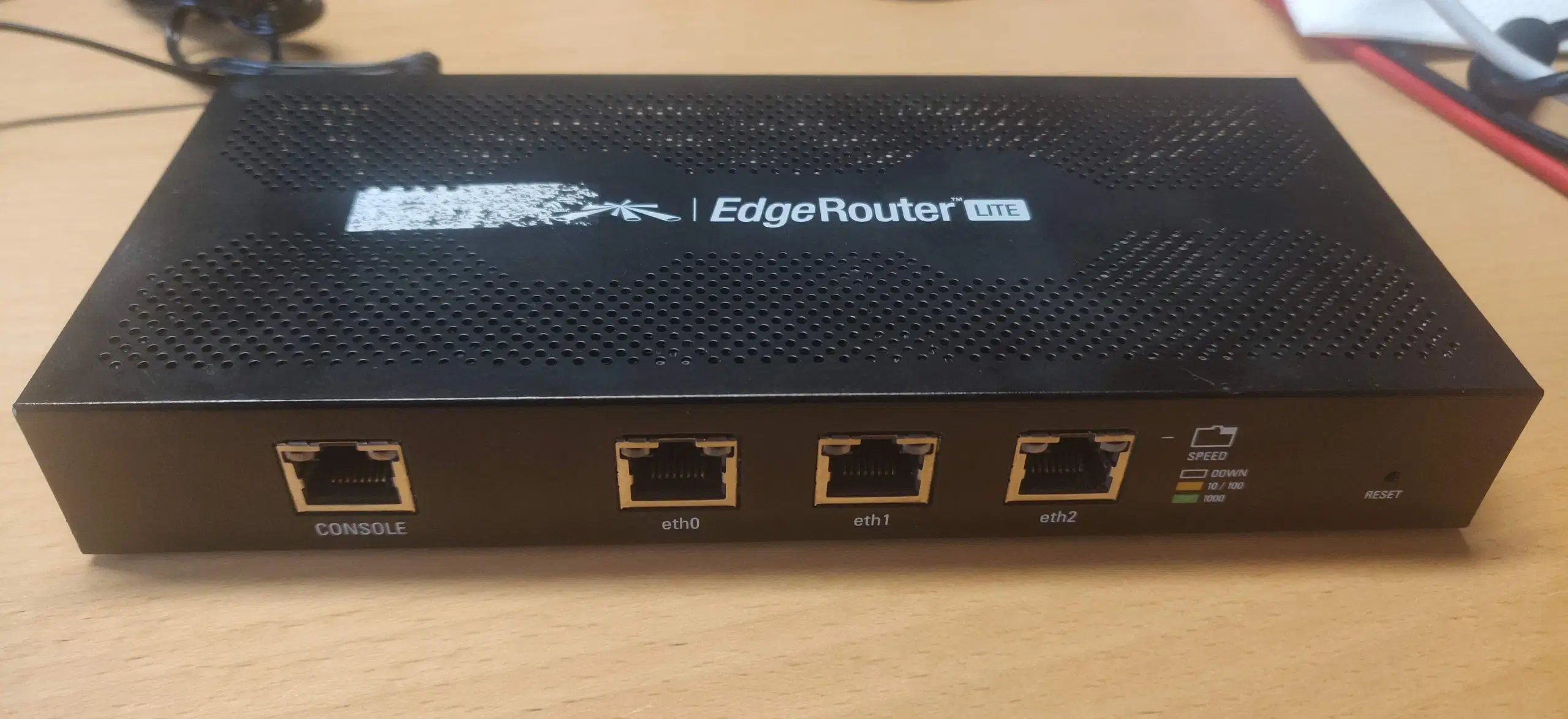 EdgeRouter LITE (ERLite-3)