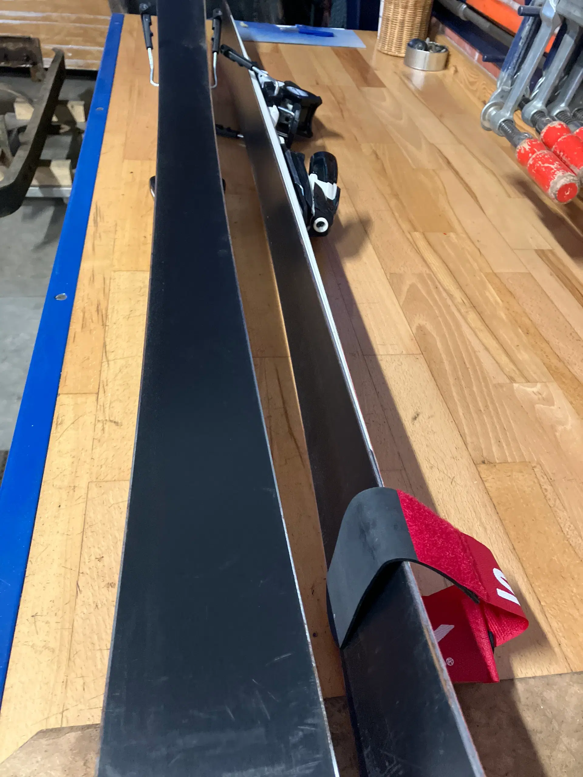 Carving ski 163 cm