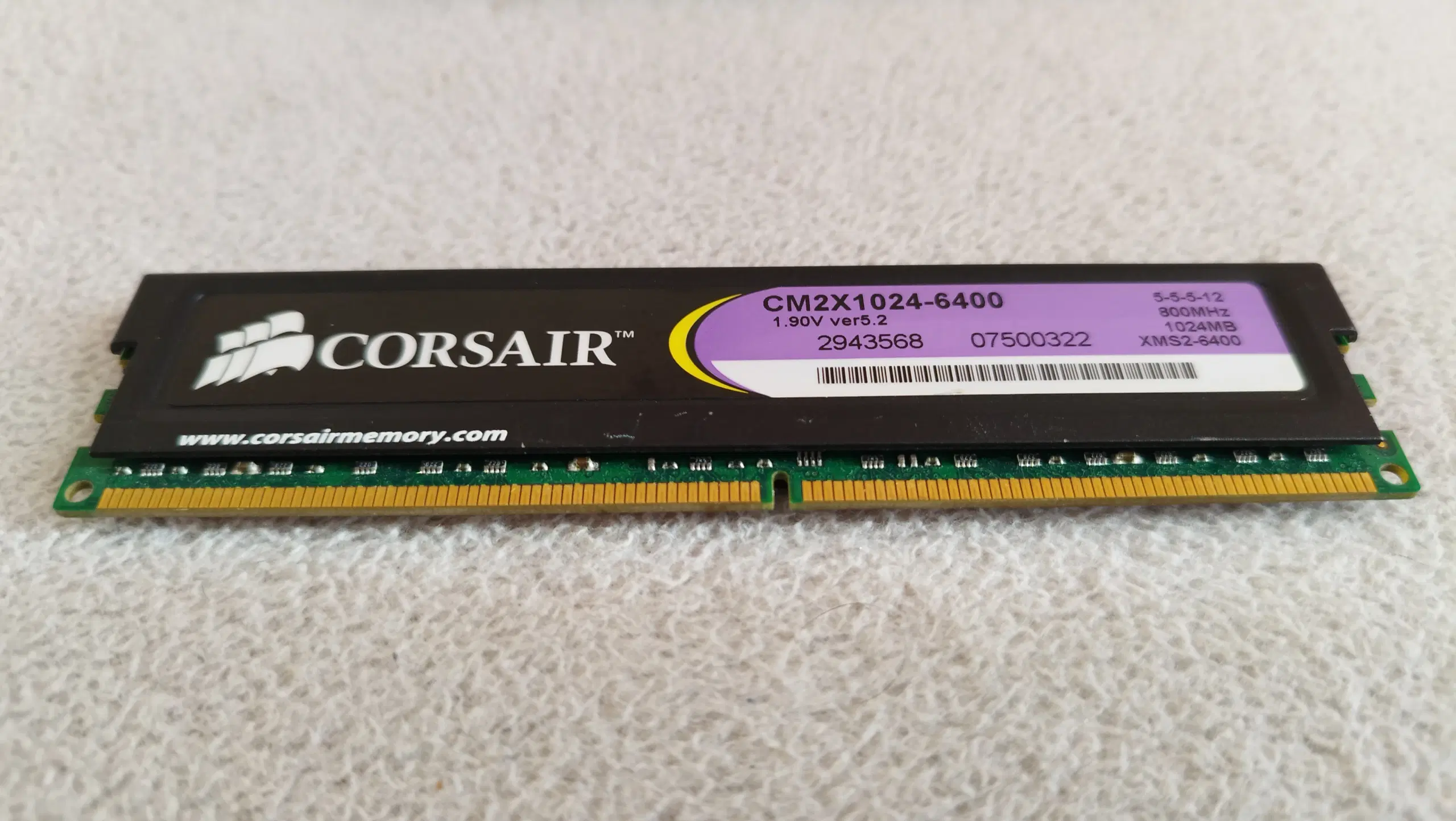 4 x 1 GB Corsair xms2 DDR2 Ram-blokke