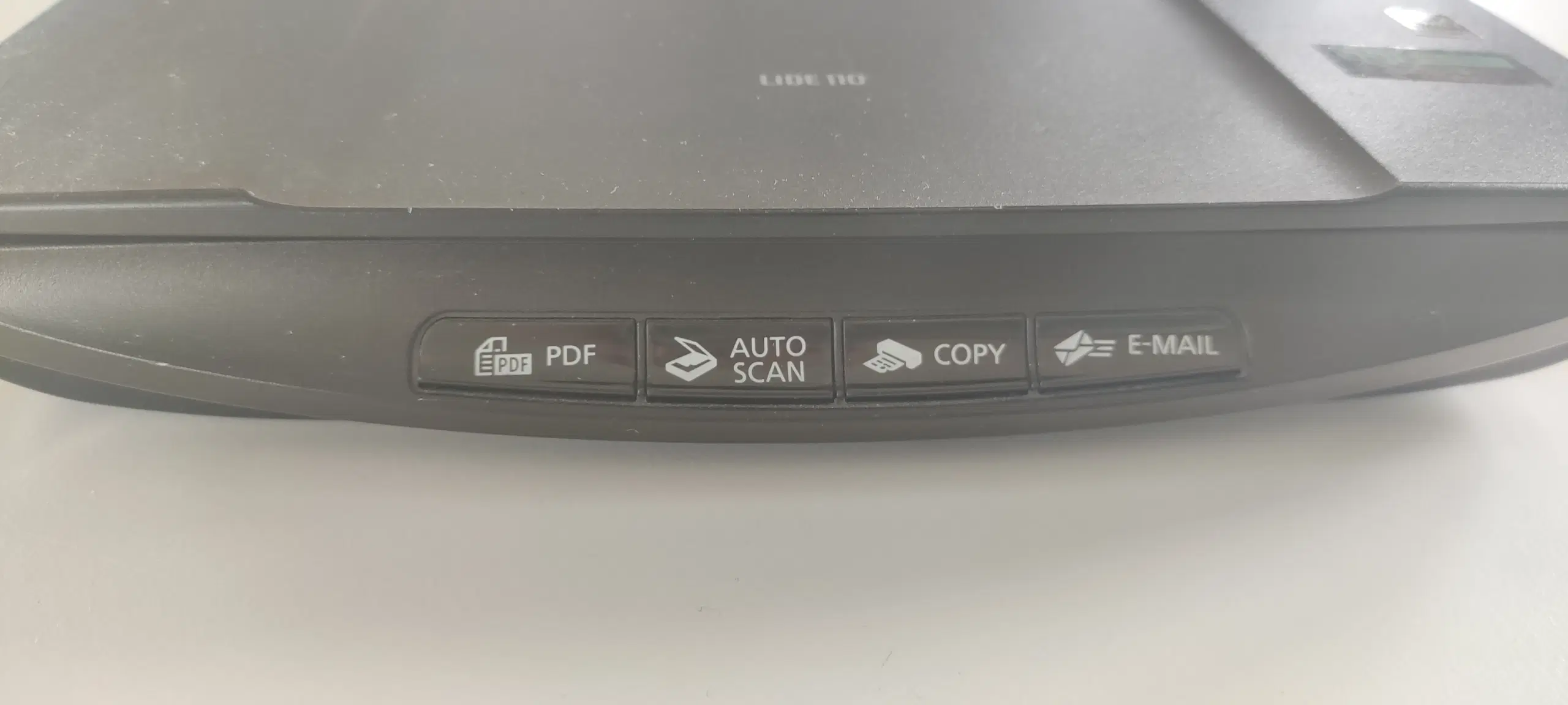 Canon Lide 110 Canoscan flatbed scanner