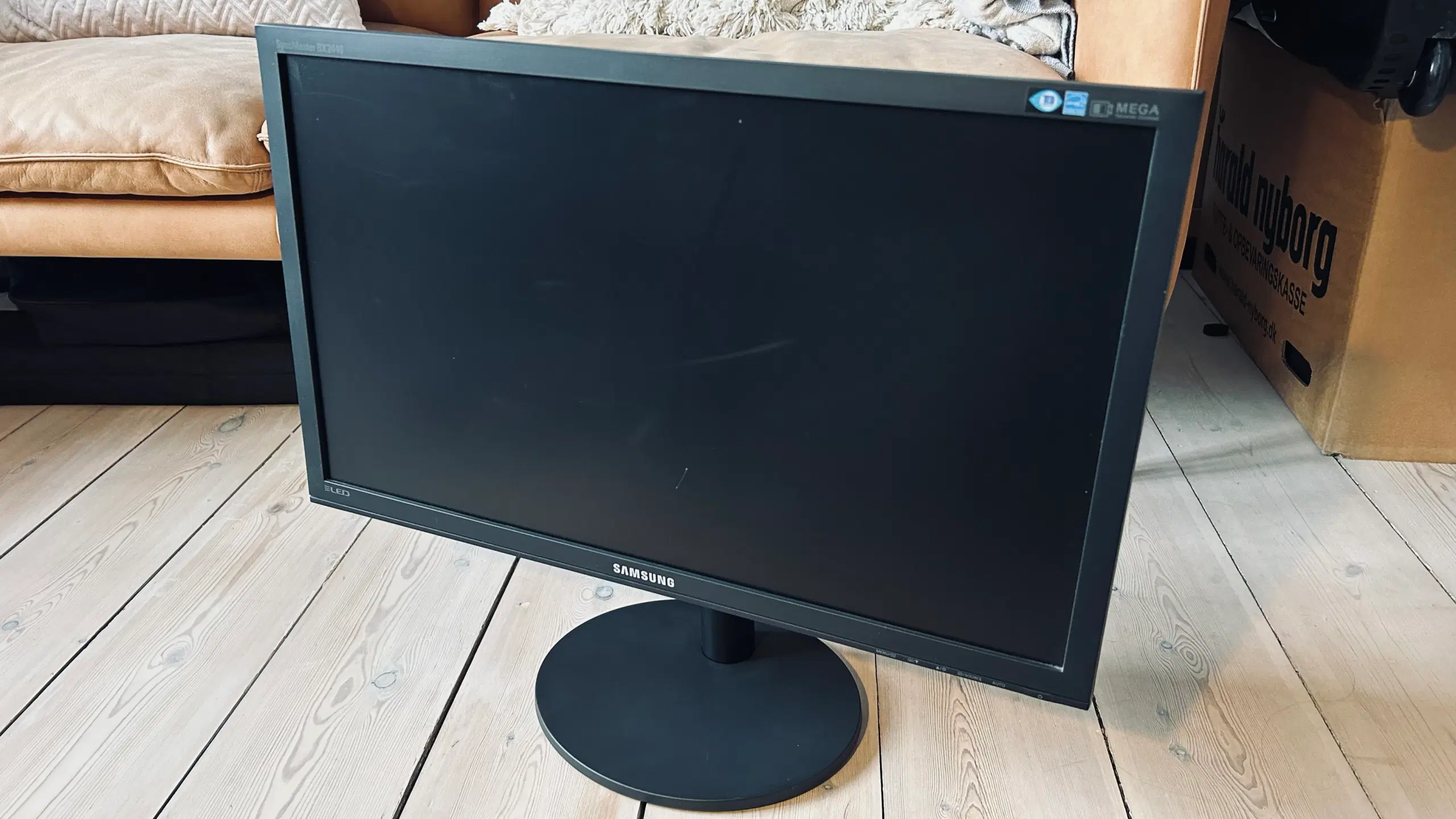 PC Monitor 24”