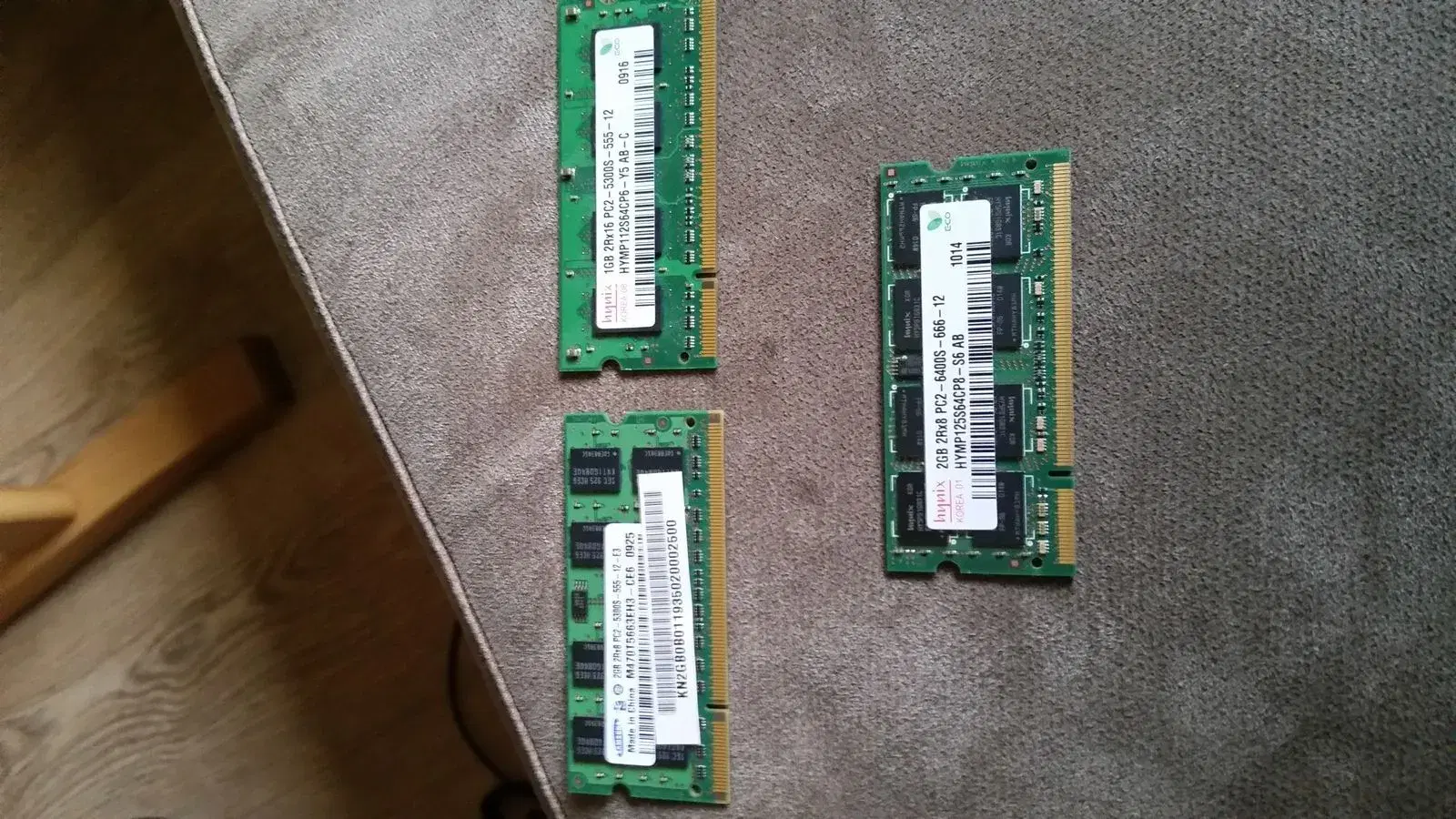 2GB + 2GB + 1GB DDR2 ram (bærbar)