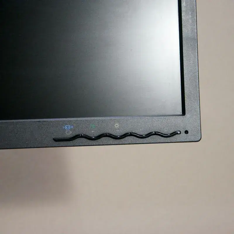 Lenovo ThinkVision LT2252p