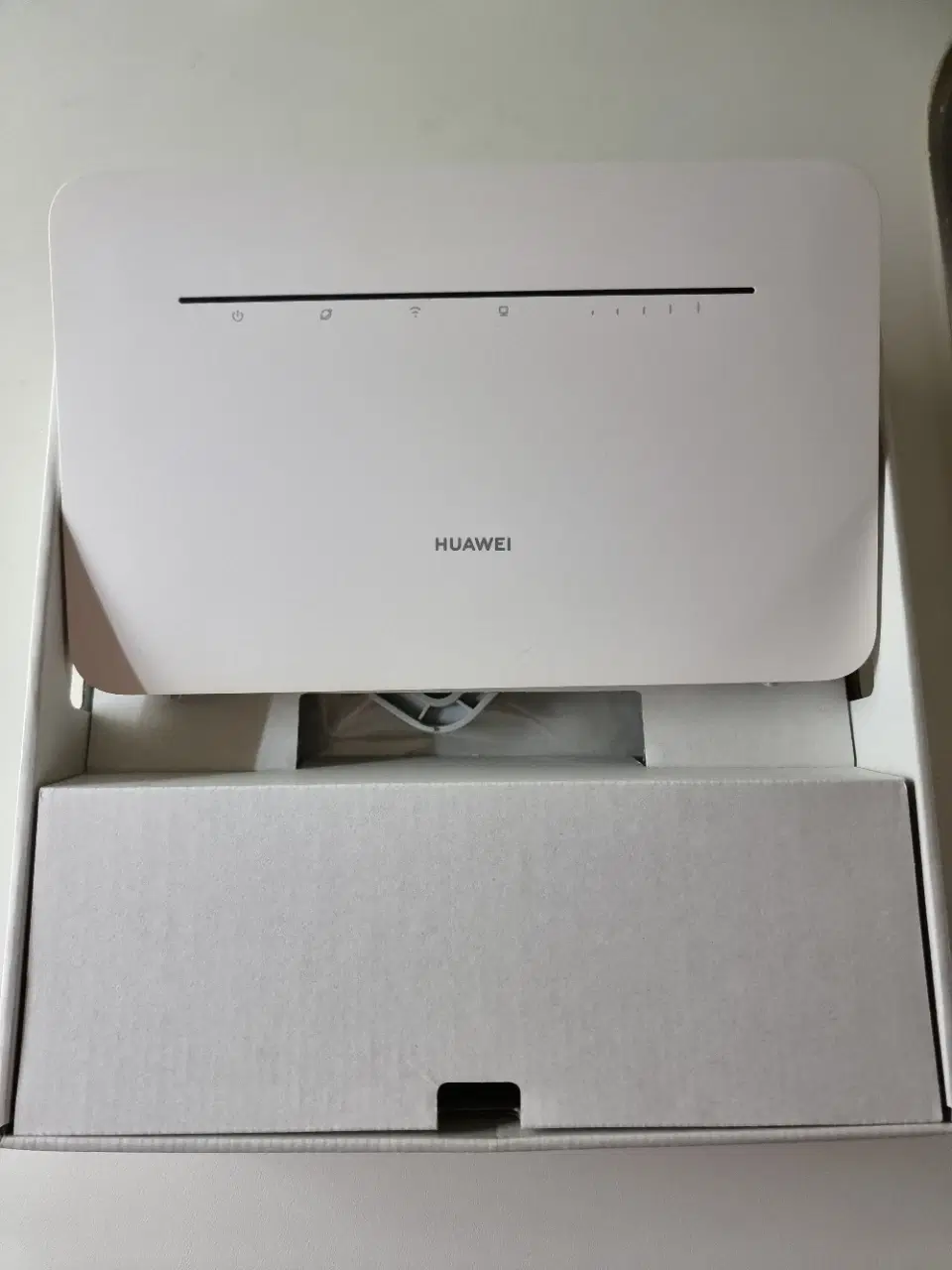 Huawei B535-232 Trådløs router