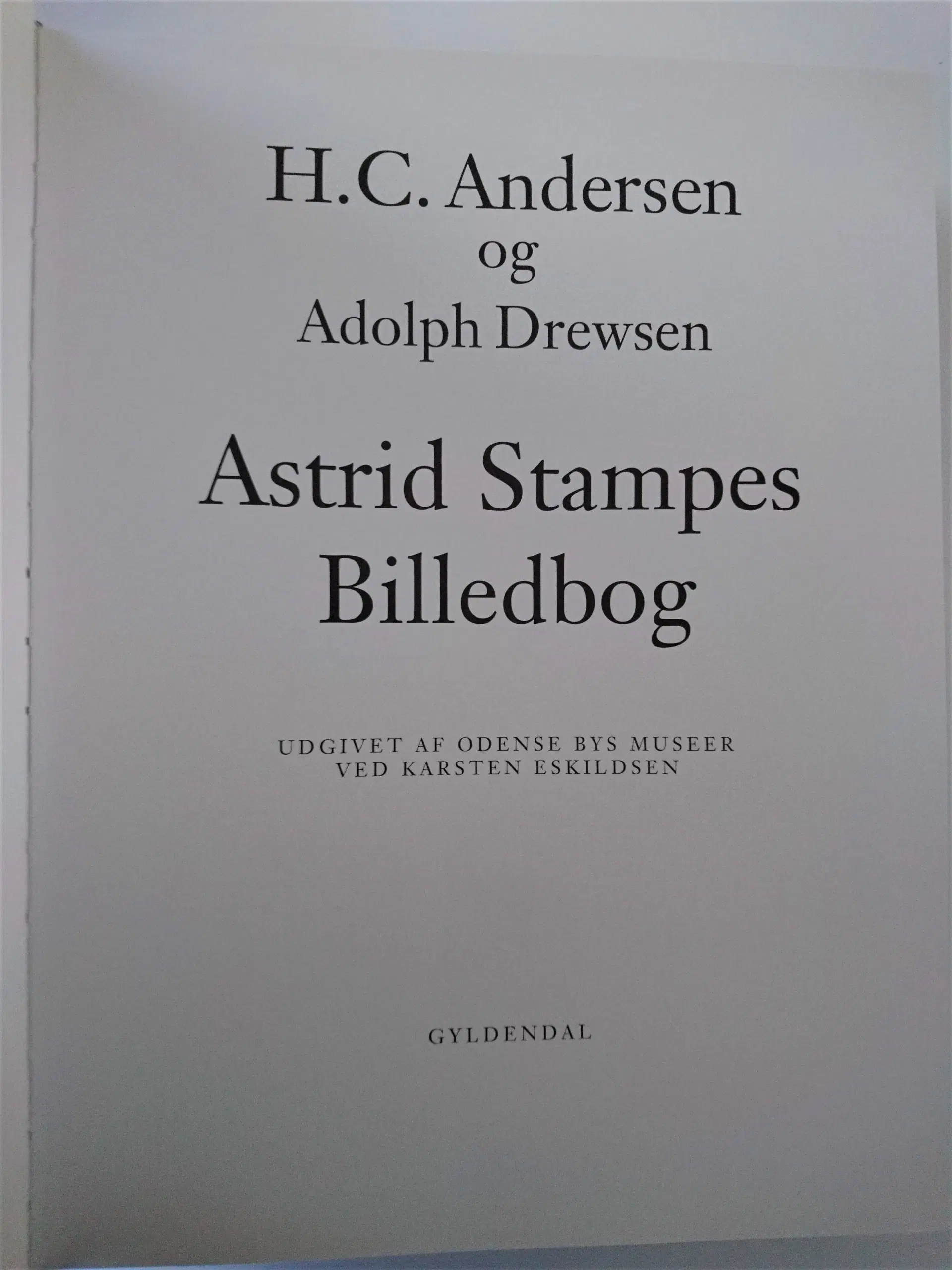 Astrid Stampes billedbog Af H C Andersen og Adol