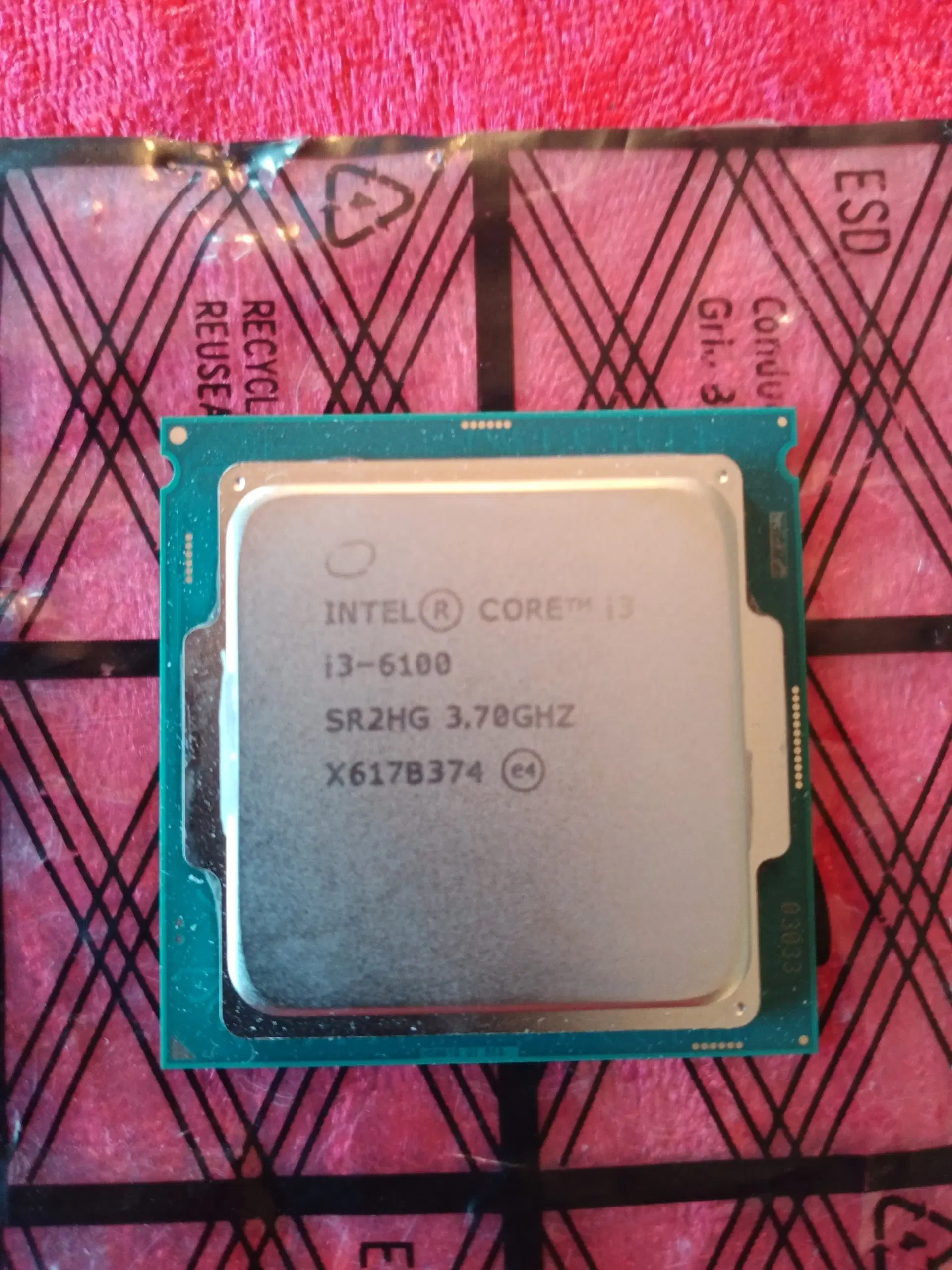 Cpu i3 37ghz Socket: LGA 1151