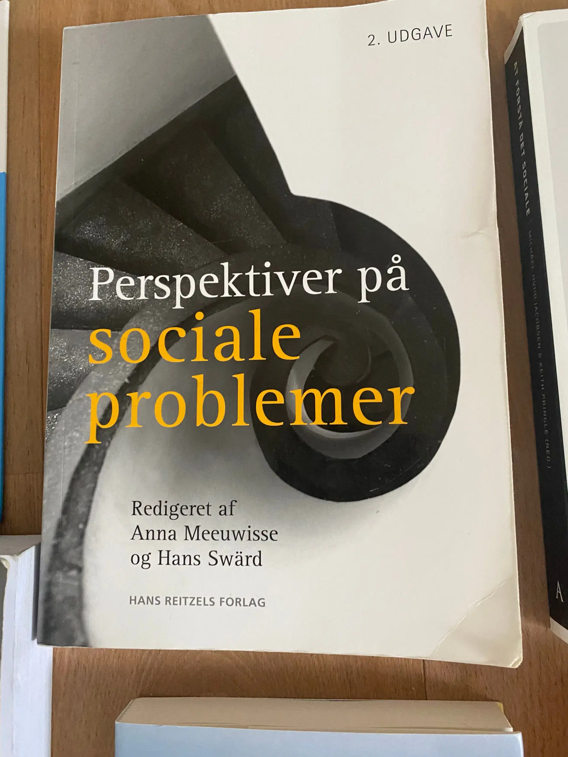 Studiebøger til Socialrådgiveruddannelsen