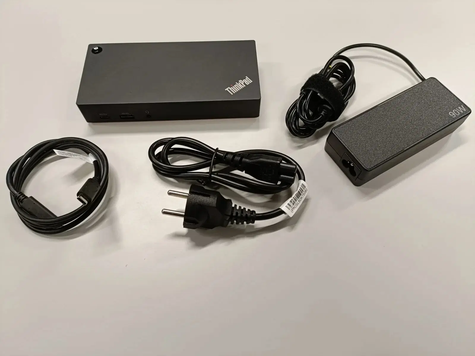 Lenovo ThinkPad Universal USB-C Dock 90W