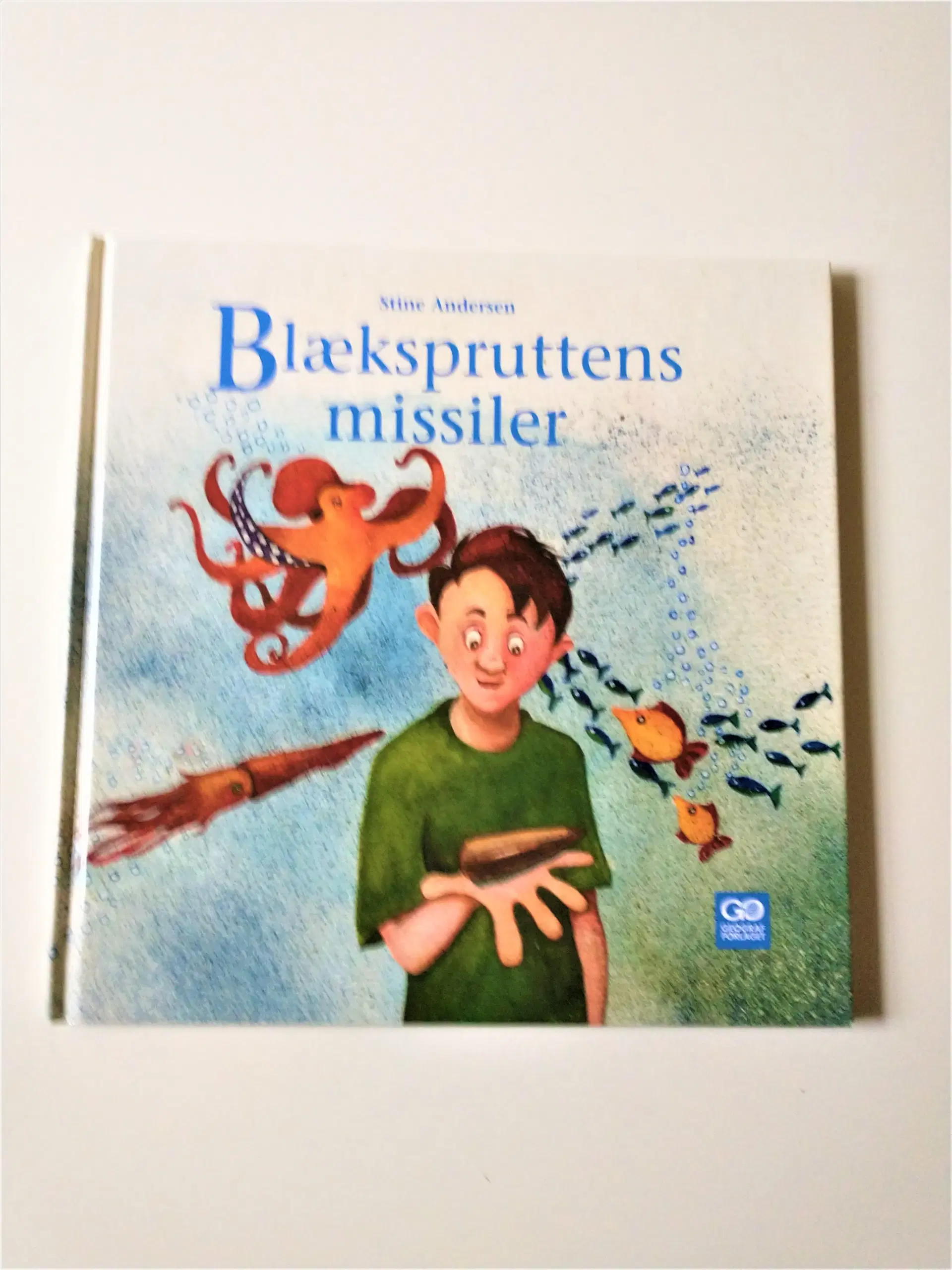 Blækspruttens missiler Af Stine Andersen