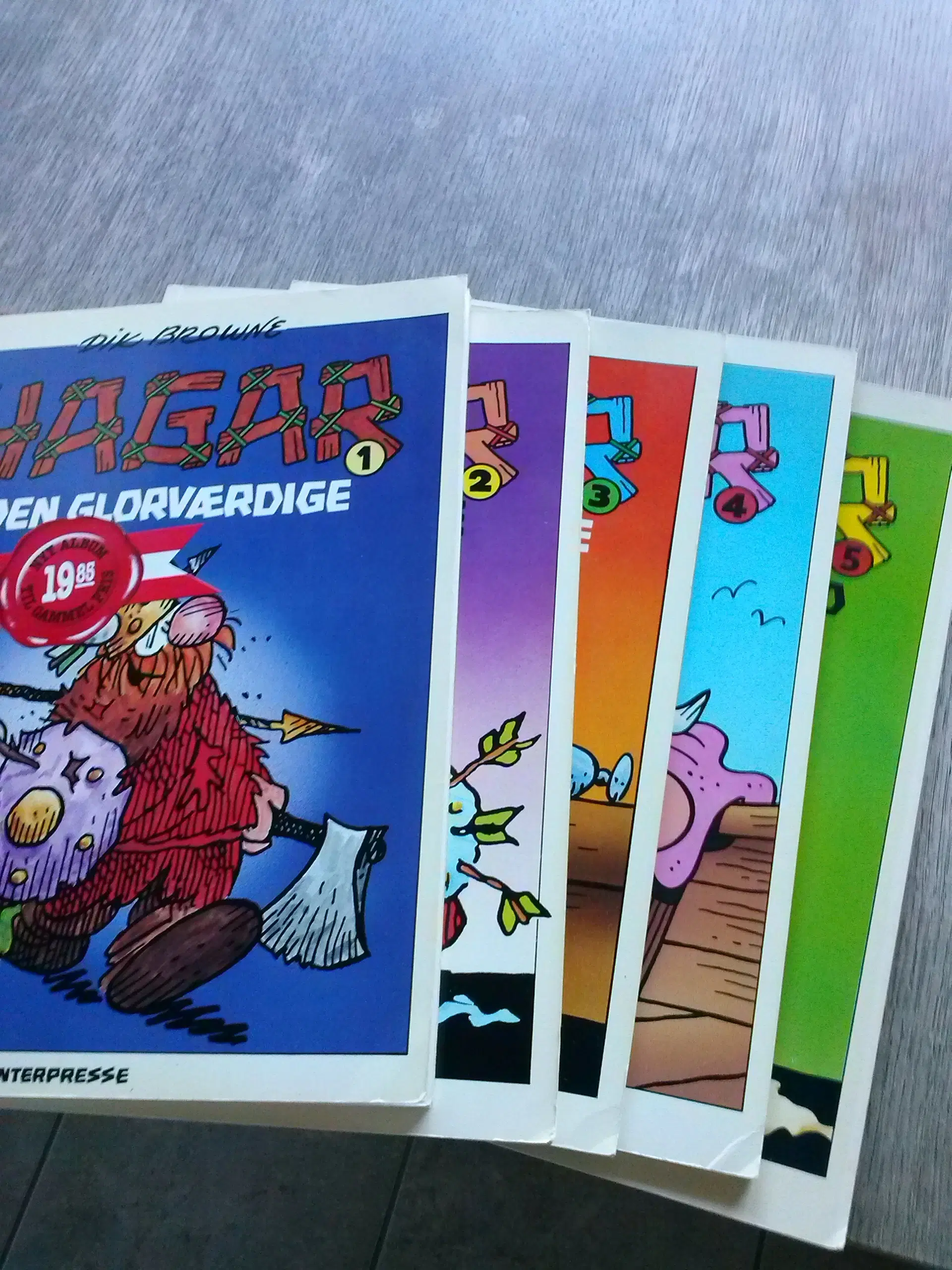 Tegneserie  Hagar 1-5