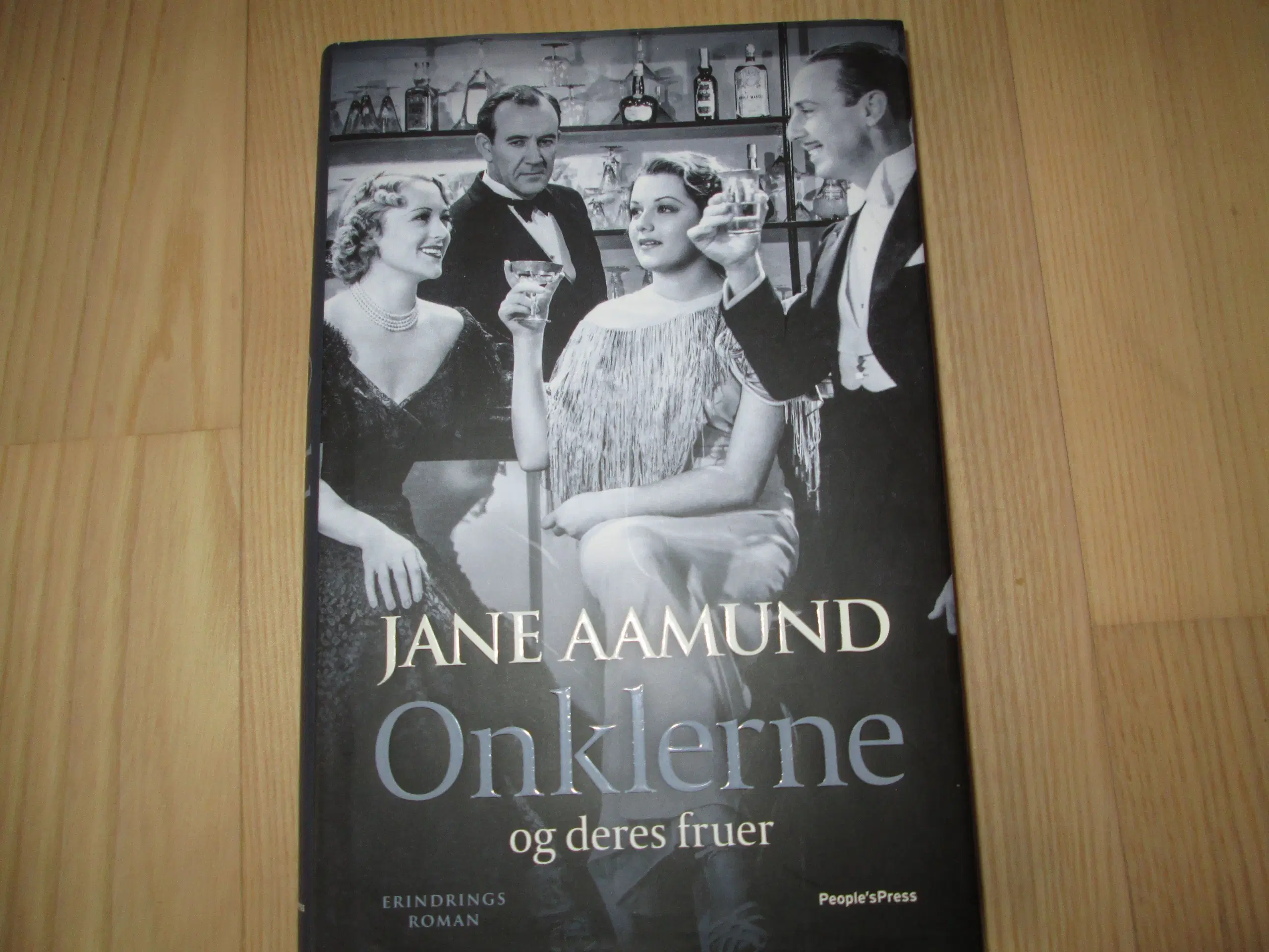 Bøger af Jane Aamund