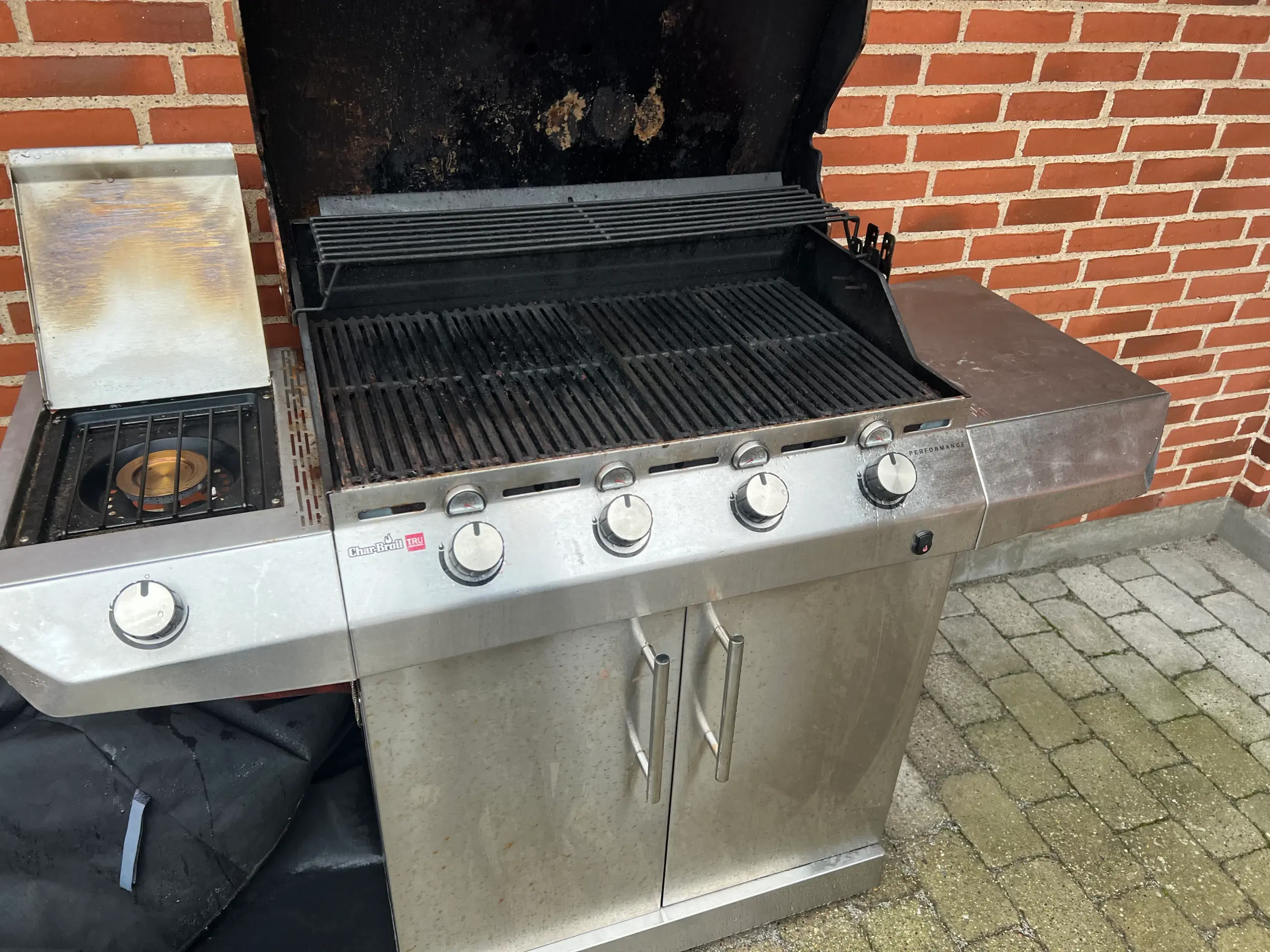 Charbroil T 47 G performance i Vodskov Grill og udstyr Haven Ude KOb og Salg af Brugt i Danmark Danbrugt