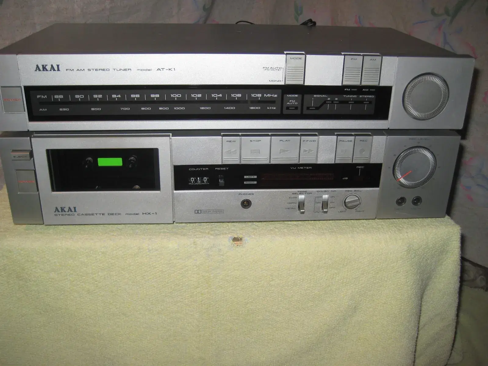 Akai : At-k1 Tuner