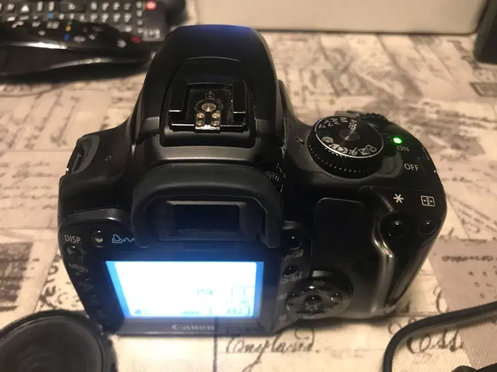 Canon 400D med tilbehør og 2 batteri