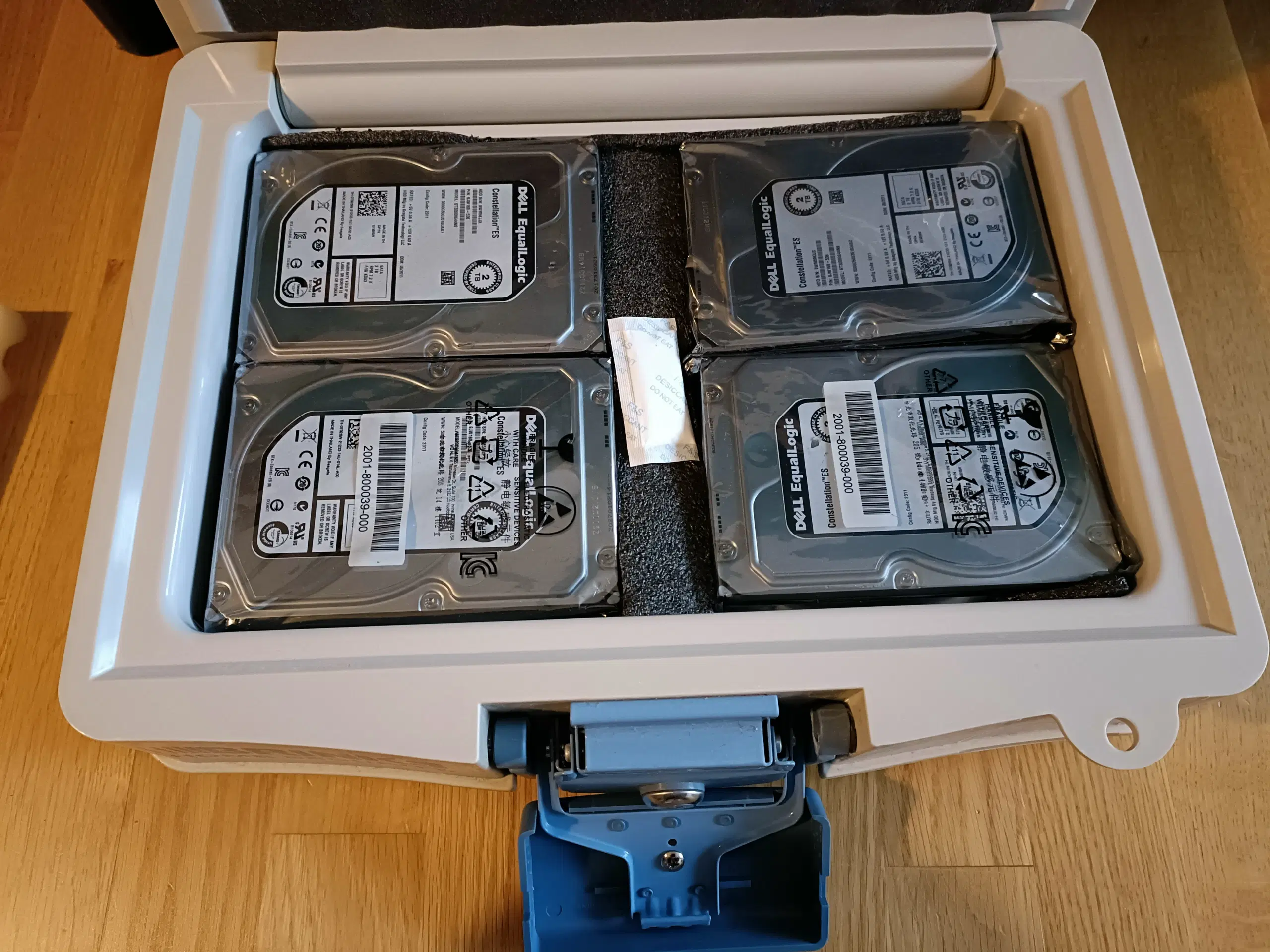 8 Tb HDD i brandsikker kasse 8196 GB