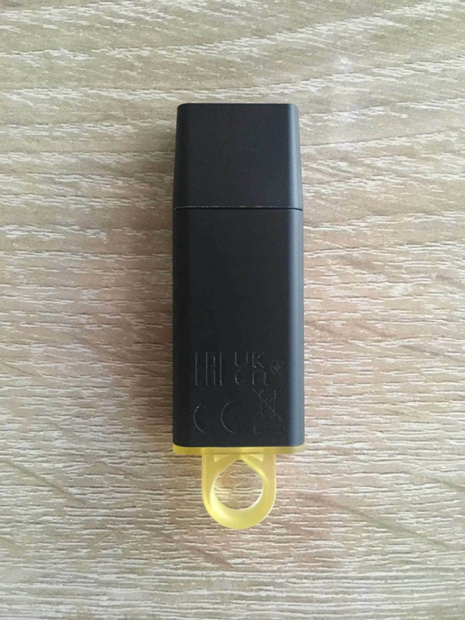 Kingston 128 GB USB stik inkl Hvide Løgne serien