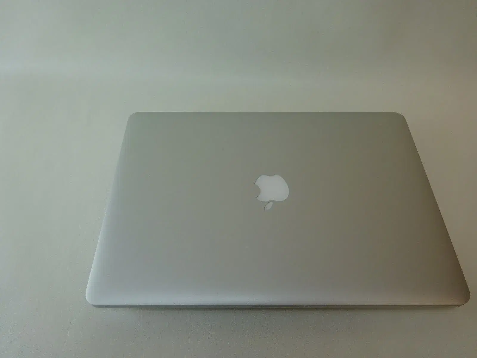 Apple MacBook bærbar