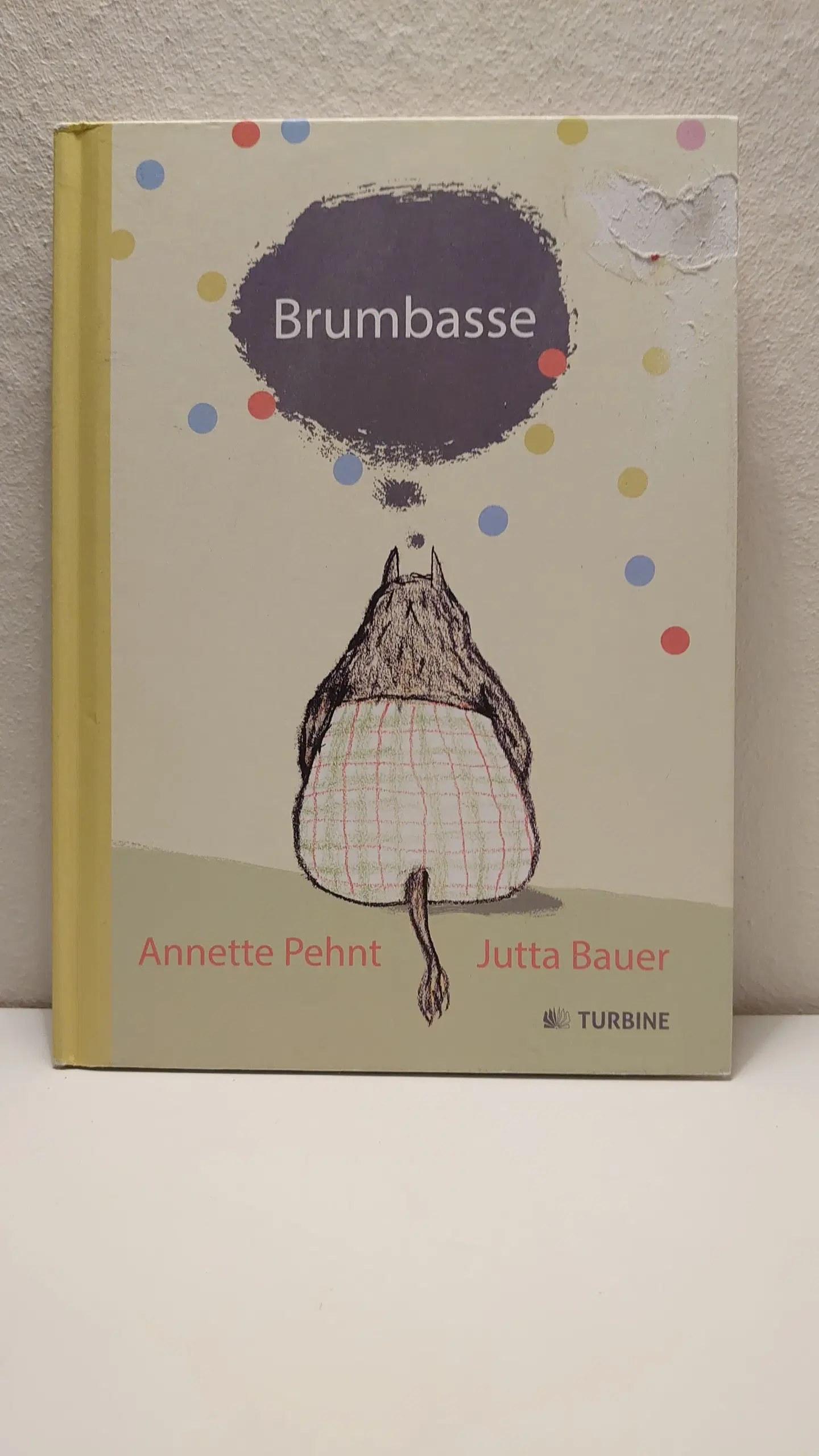 Annette Pehnt: Brumbasse Illustreret Jutta Bauer