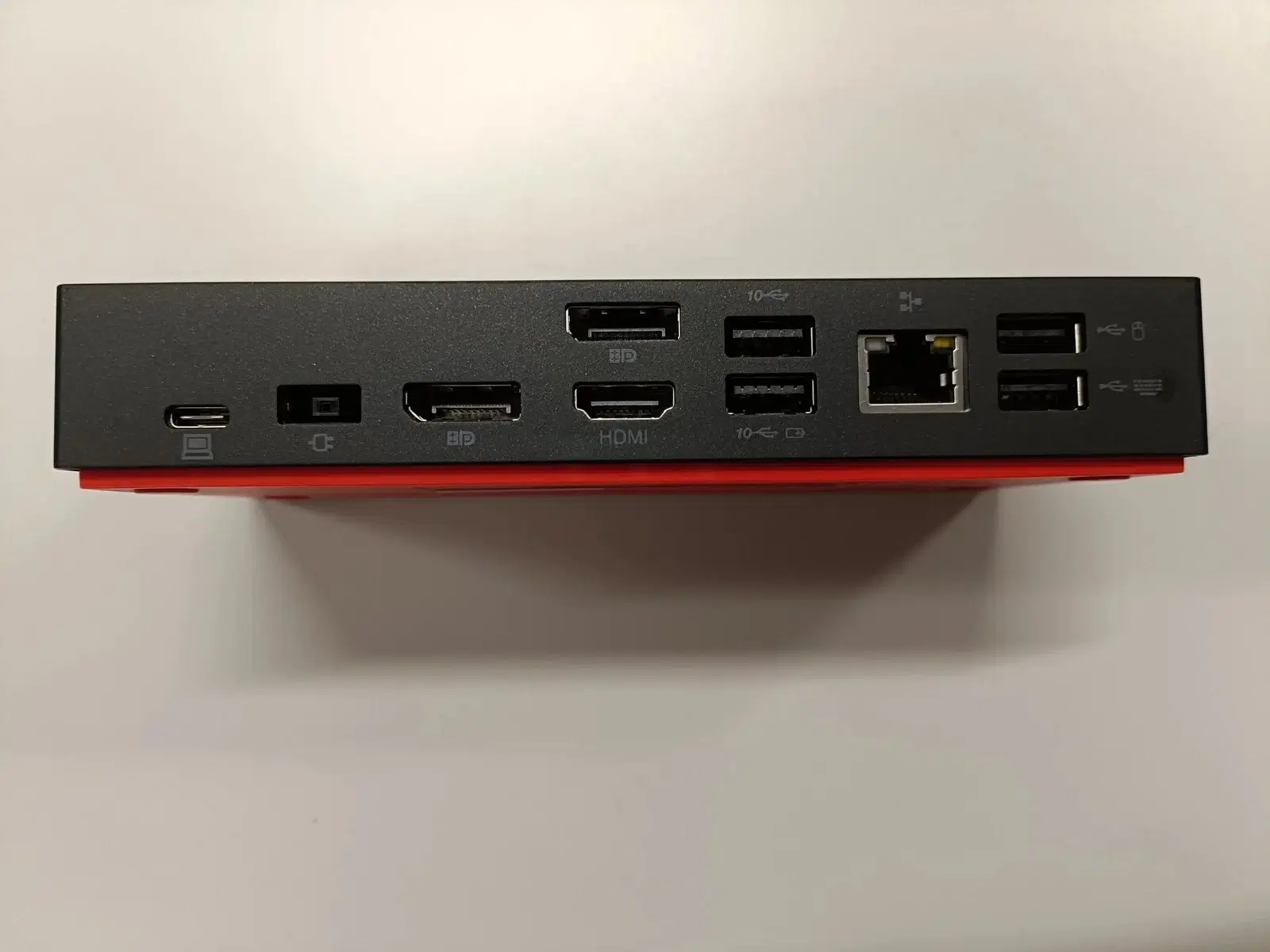 Lenovo ThinkPad Universal USB-C Dock 90W