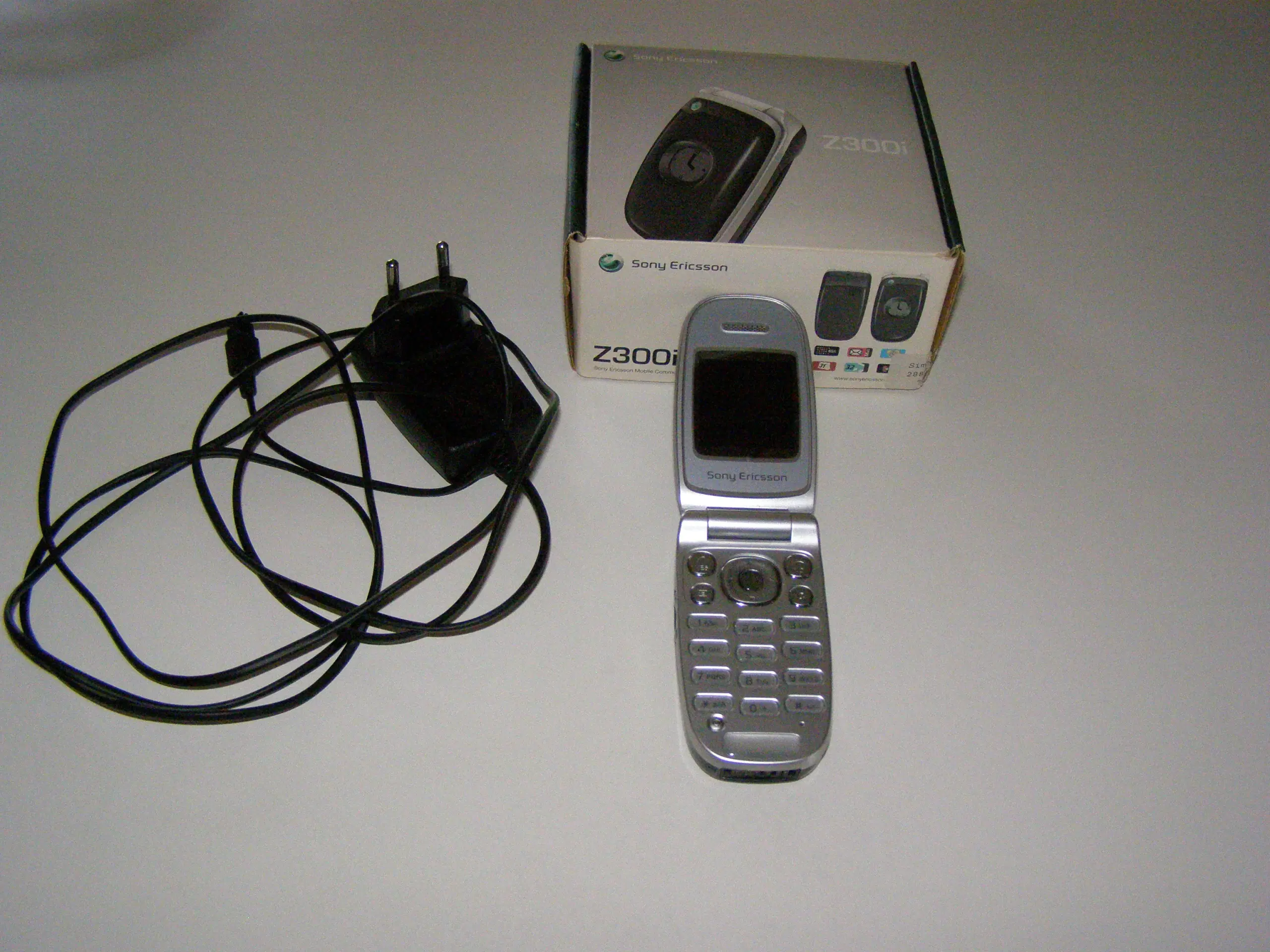 sony z 300i