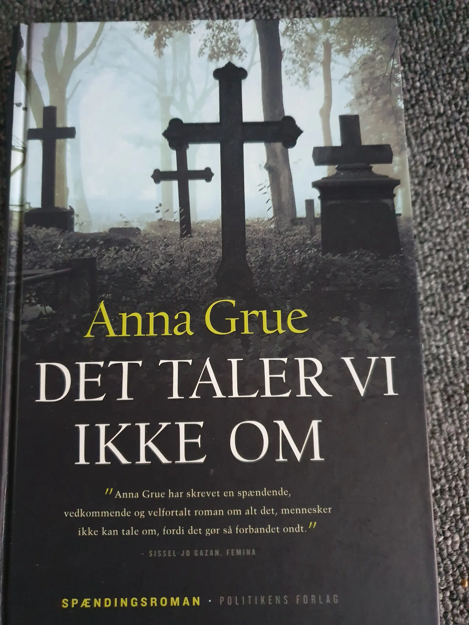 Div bøger af Anna Grue