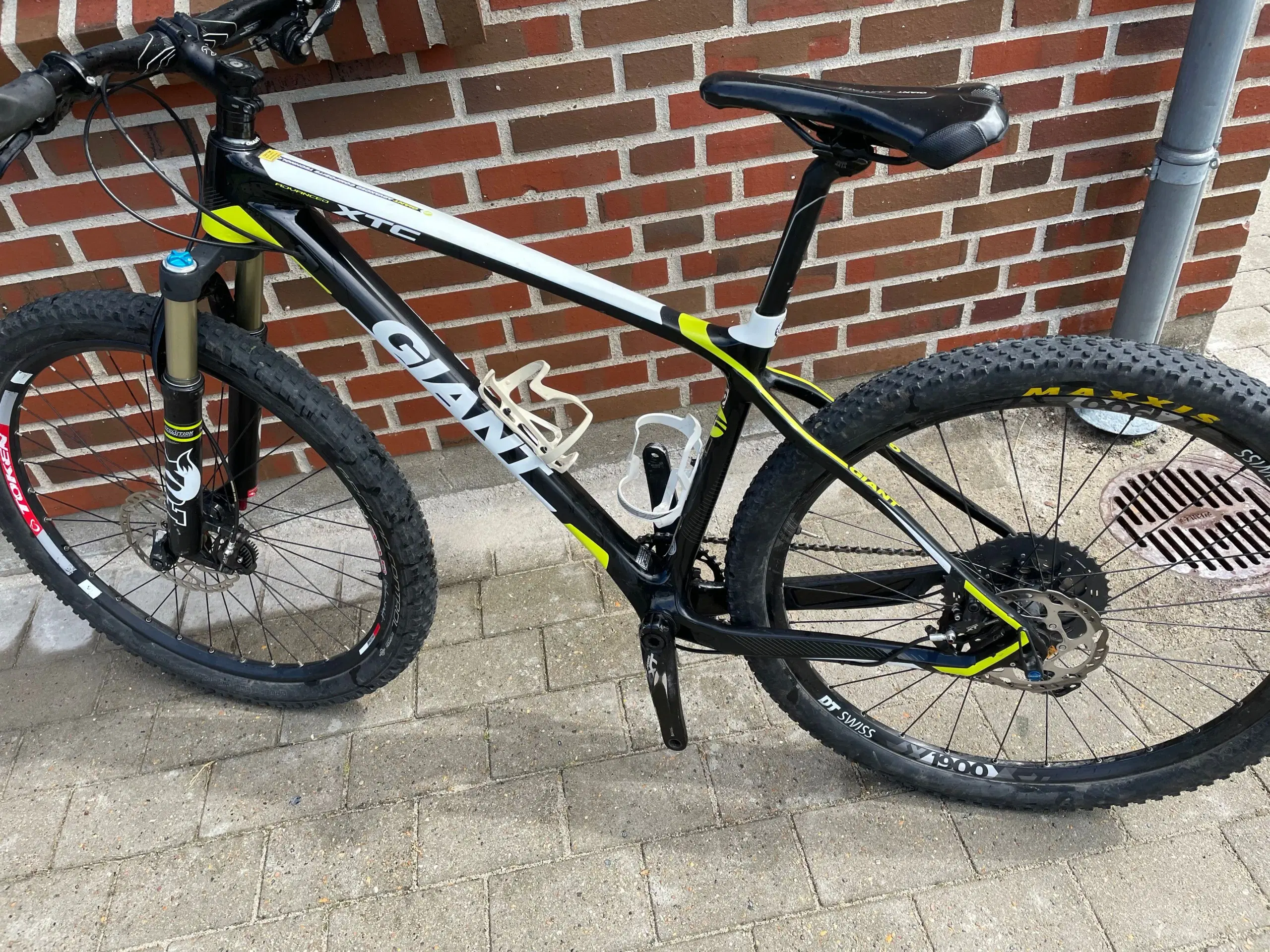 Giant xtc advanced online 27.5 2 ltd 2015