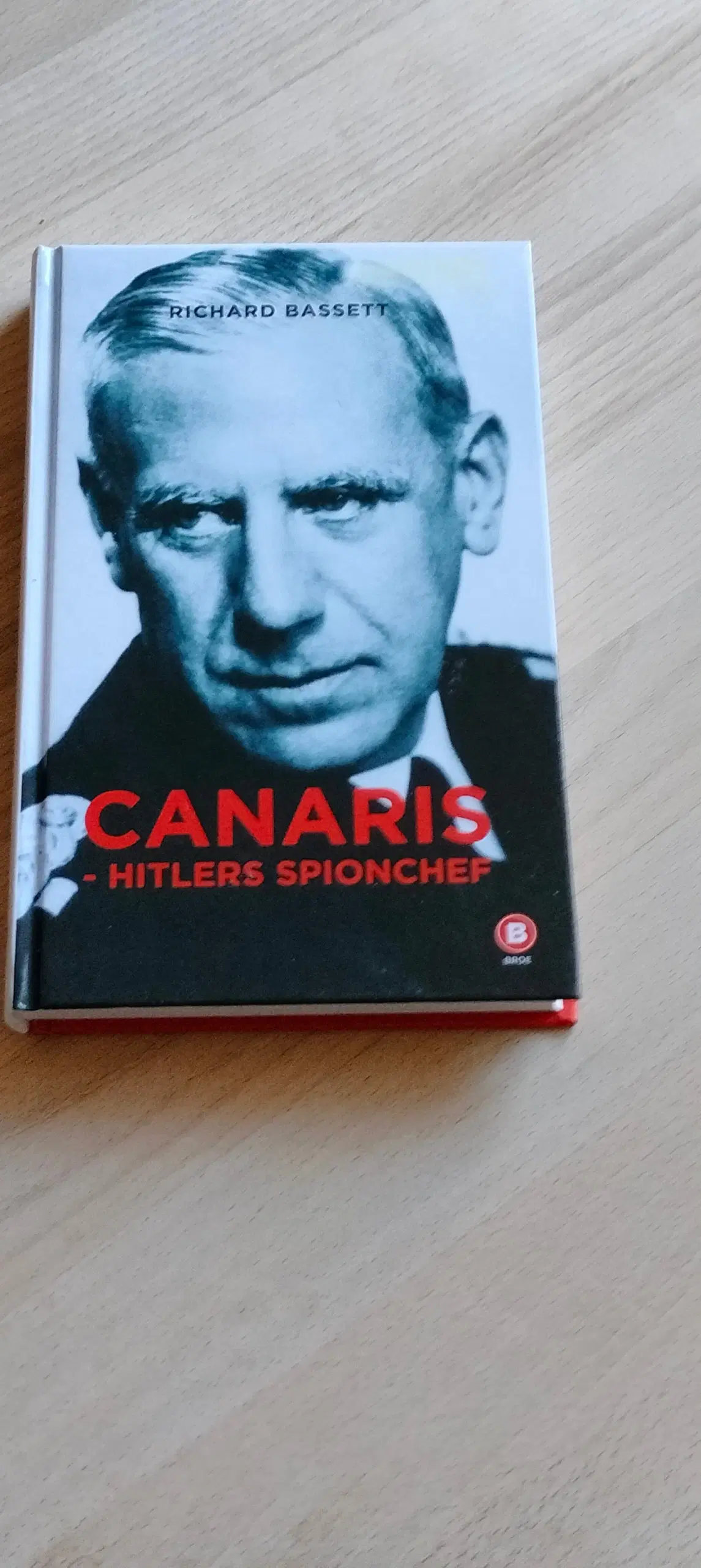 Bog: Canaria Hitlers spionchef