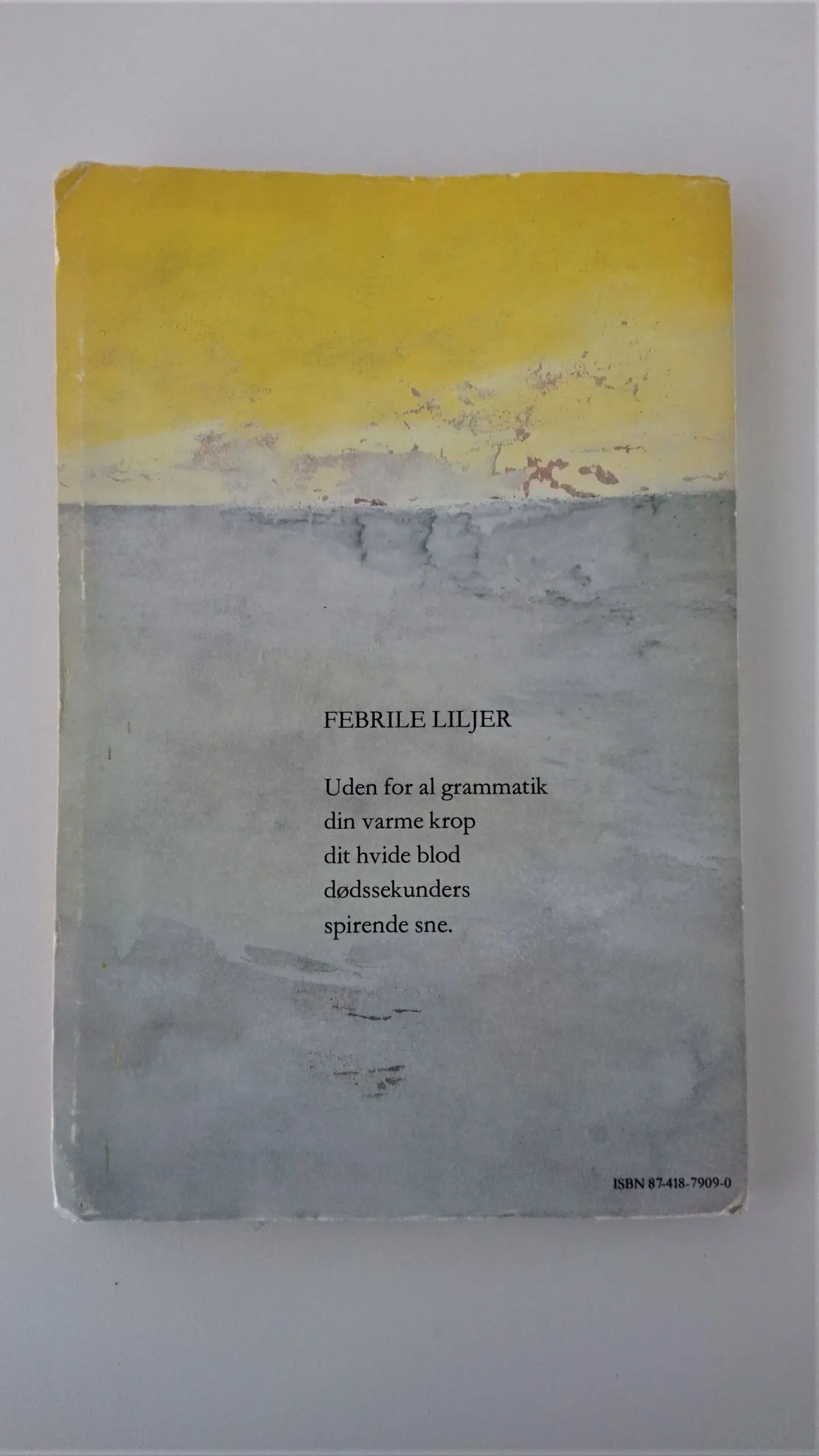 Hvid feber : digte Af Pia Tafdrup