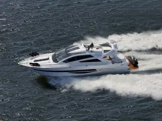 Galeon 700 SKY