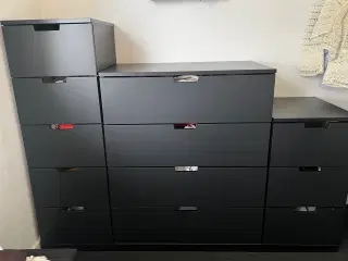 Sort IKEA kommode sælges